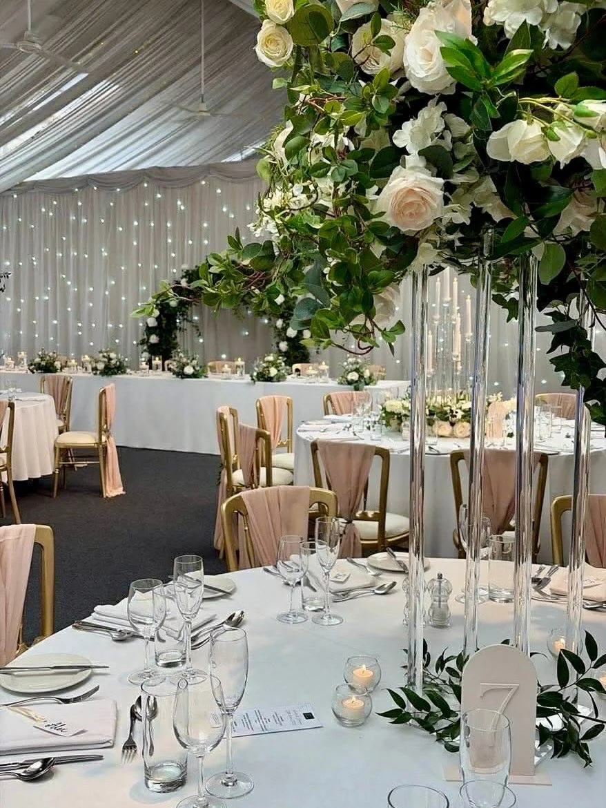 Kirsty &amp; Blaine. A few more photos from this stunning wedding at @heatonhousefarm 
Every detail was perfect 👌🏼 
#heatonhousefarm #weddinginspiration #weddingdecor #weddinggoals #staffordshirewedding