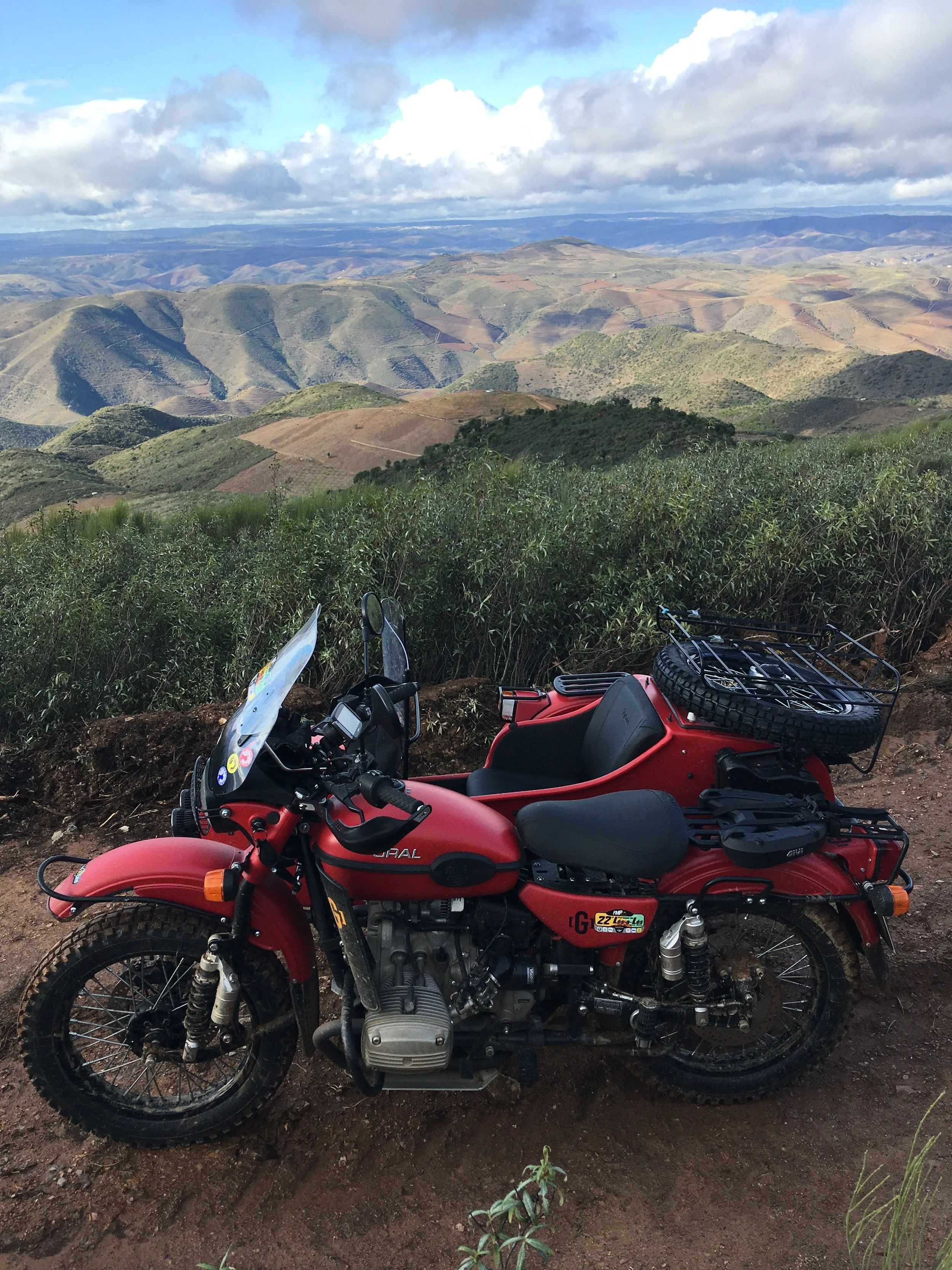 Gusto Motorbikes_ACT Portugal_21 Oct_2203.JPG