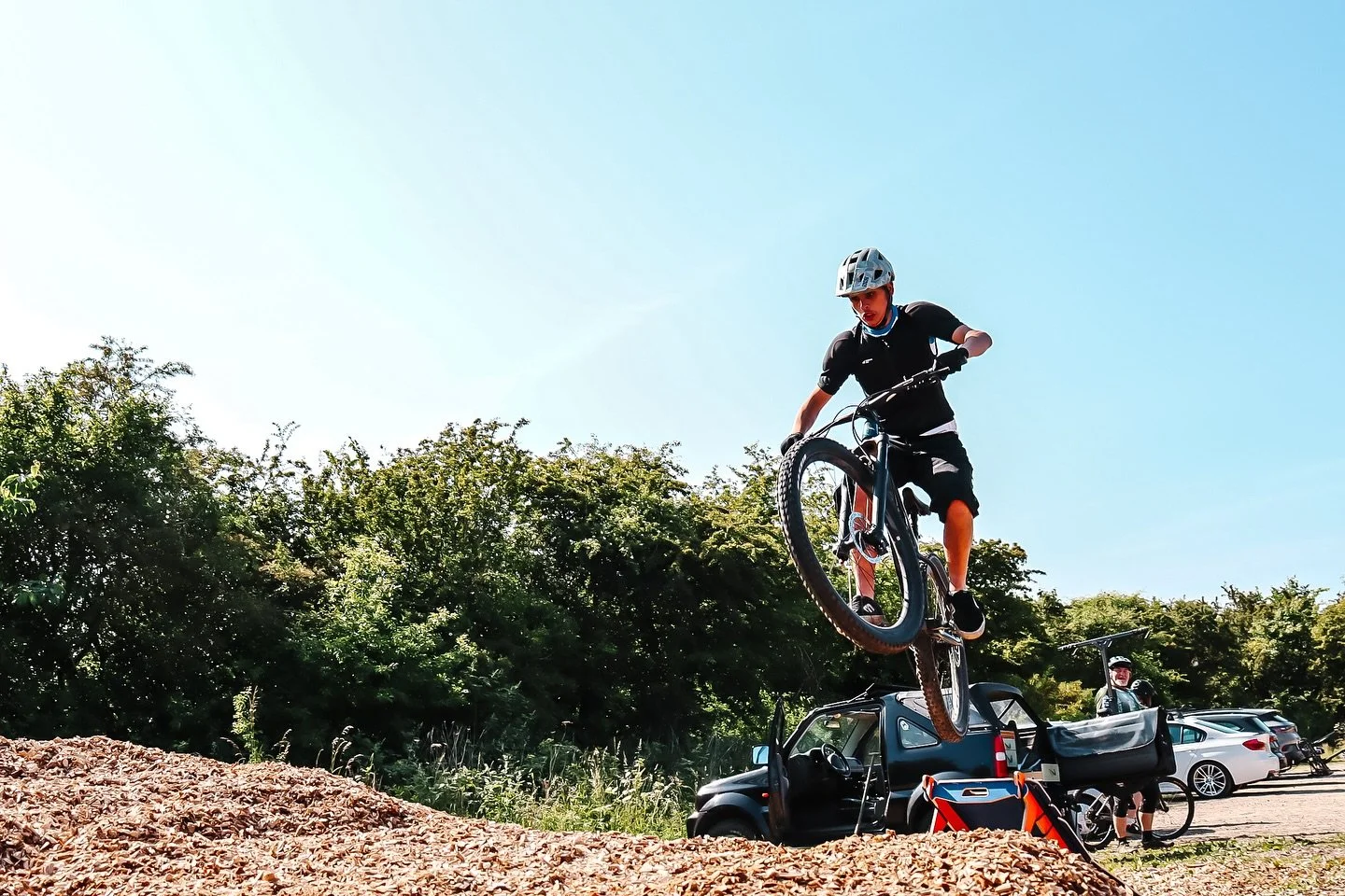 Vi er s&aring; heldige at samarbejde med en masse fantastiske foreninger i vores projekt. En af dem er Alpernes MTB, som er en del af Faaborg Sport og Motion.

Et st&aelig;rkt samarbejde skaber v&aelig;rdi for begge parter, og efter at Alpernes MTB h