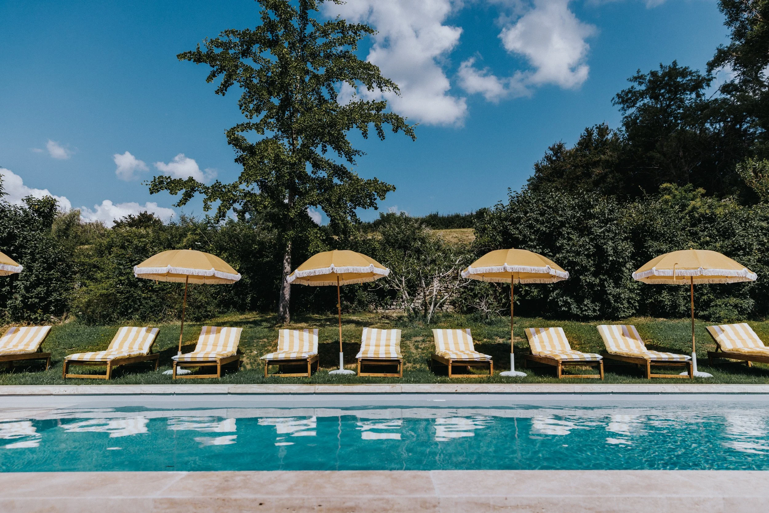 Maison avec piscine en Bourgogne – Retraite yoga été 2026