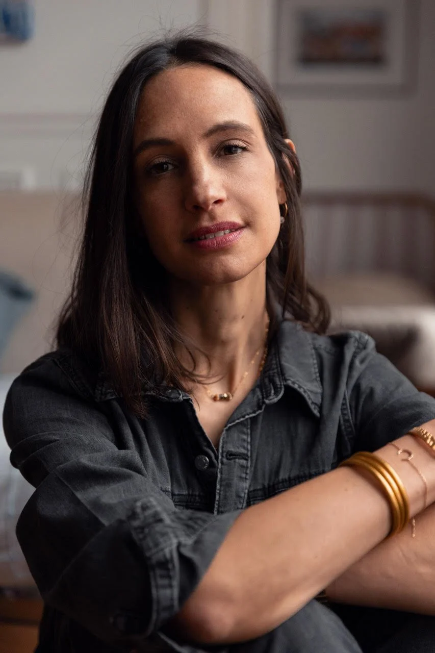 Delphine Joly, photographe spécialisée dans le bien-être et les retraites yoga, capture l’essence des femmes lors de la retraite beauté intérieure du Yogascope en Provence. Des images lumineuses, empreintes de douceur et d’authenticité.