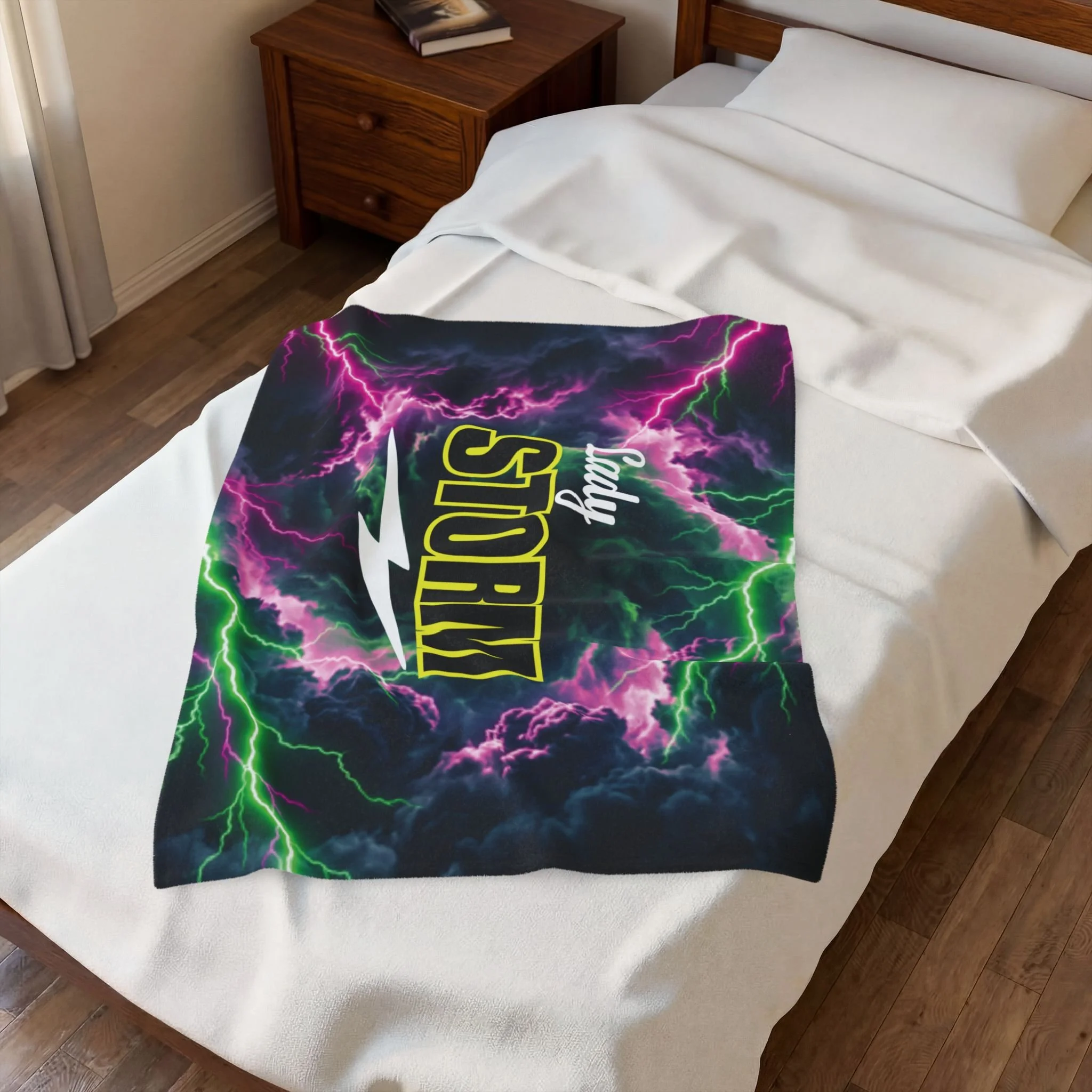 lady-storm-softball-blanket-50x60-bed.jpg