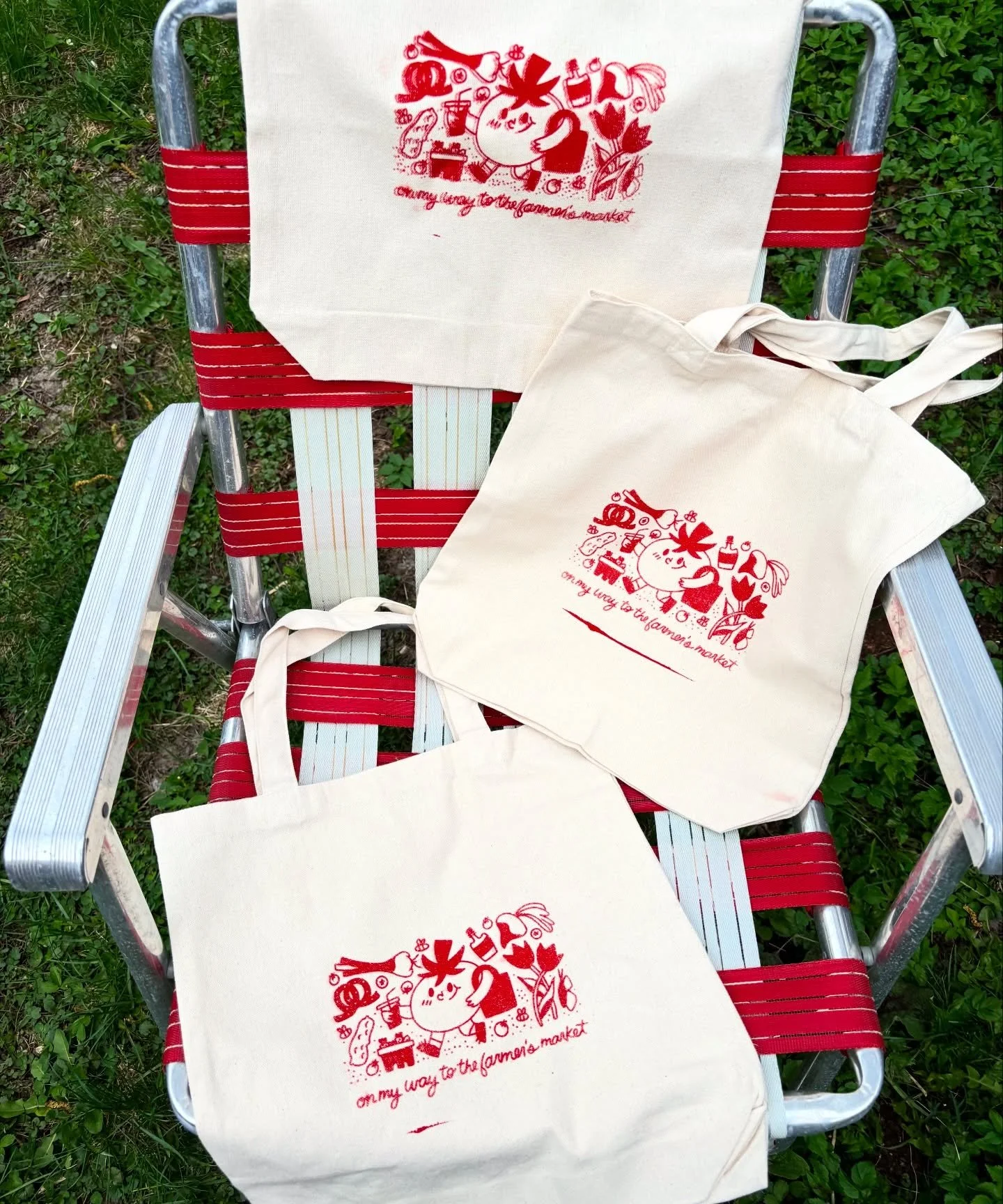 Me for the rest of summer 🍅🧋Screen printed some totes for gifts last week of this design I drew and they&rsquo;re cute! Only totally messed one up but tbh I will still use it. Love a summer farmers market. #screenprint #tomato #farmersmarket #ottaw