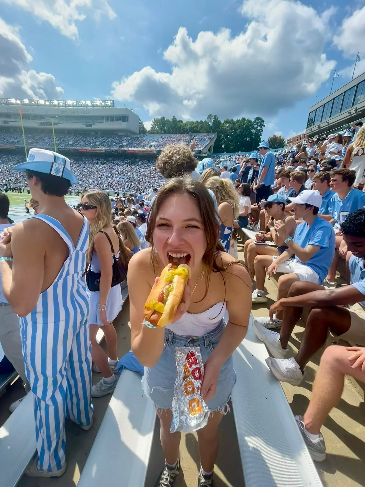 It&rsquo;s time for another staff spotlight 🌟Today we&rsquo;re shining it on: Sterling! 🫶 Tap through @sterling.a.dennis&rsquo; pics &amp; read below to learn all about her👇+ see the first comment for a 📝 from Colin. 

Meet Sterling:
👩&zwj;🎓I g