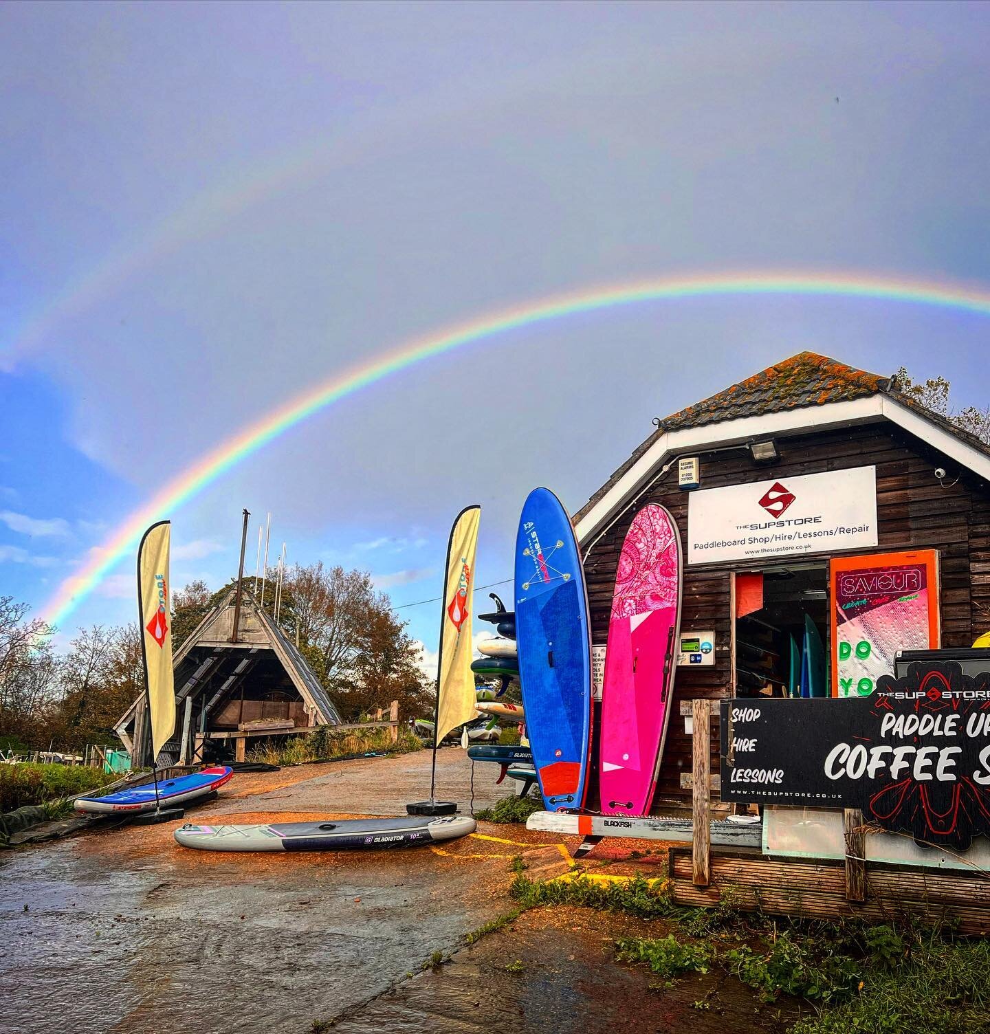 Double rainbow 🌈 #thesupstore #autumn #rainbow