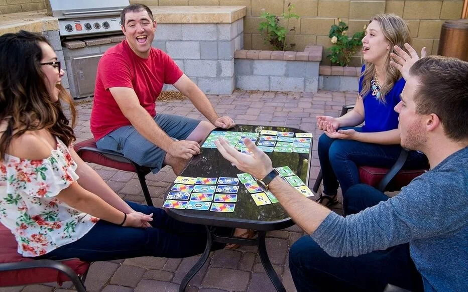 Jeux entre collègues de travail : 10 idées testées et approuvées pour créer du lien