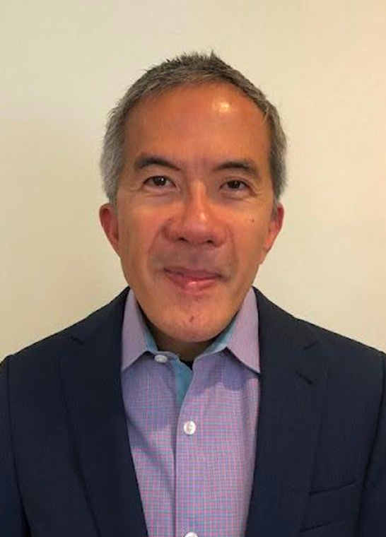 Picture of Mark McAnallen smiling.