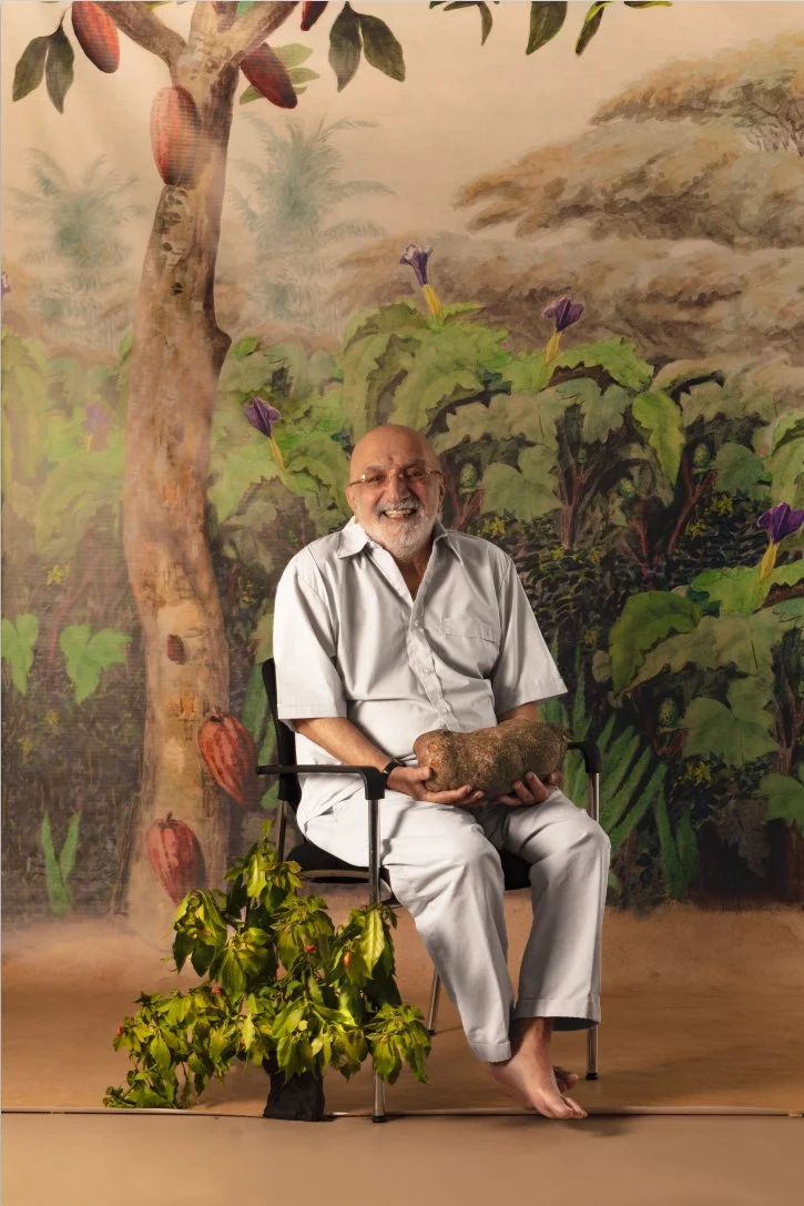 RR JUAN GOSSAIN.jpg