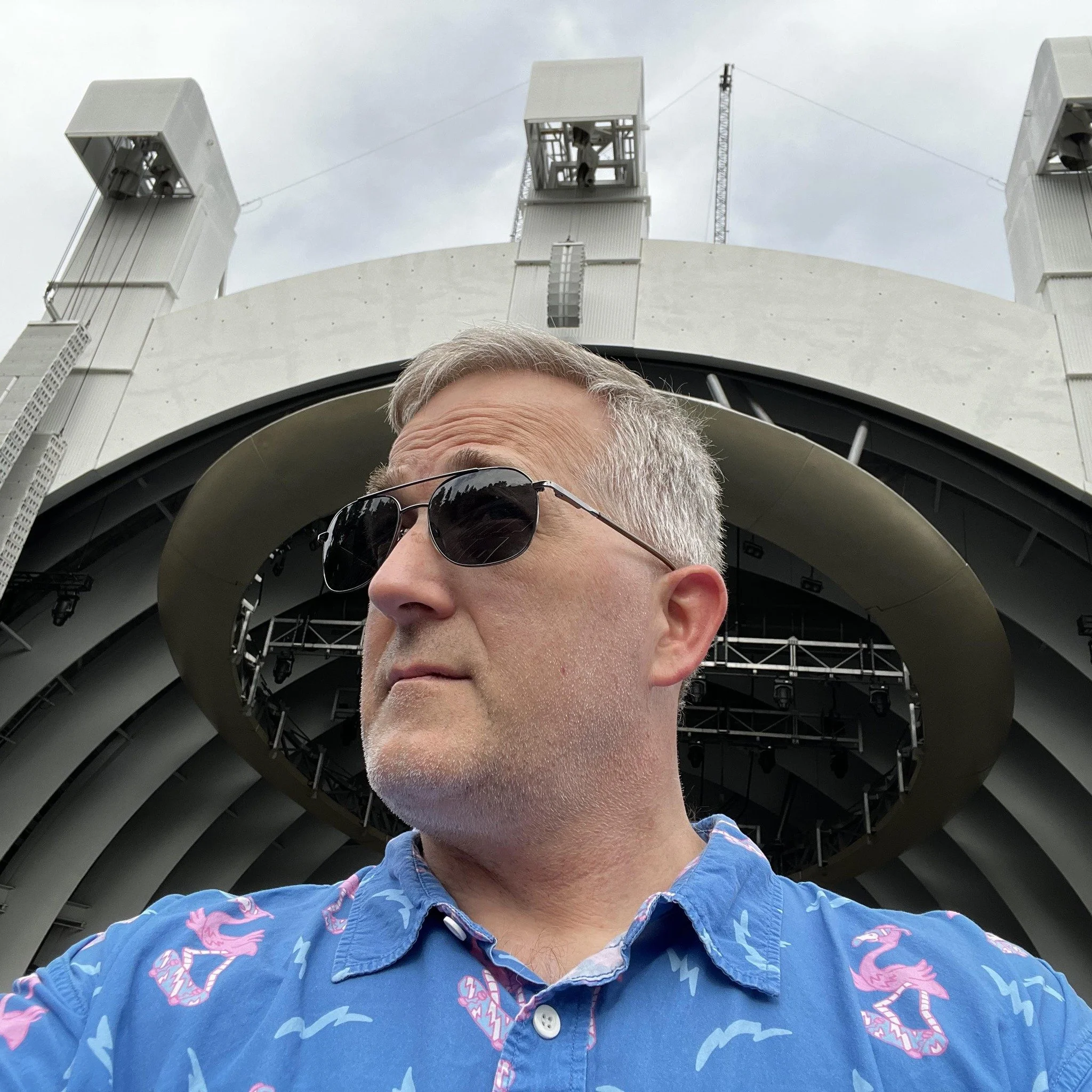 Headshot of Douglas Arthur