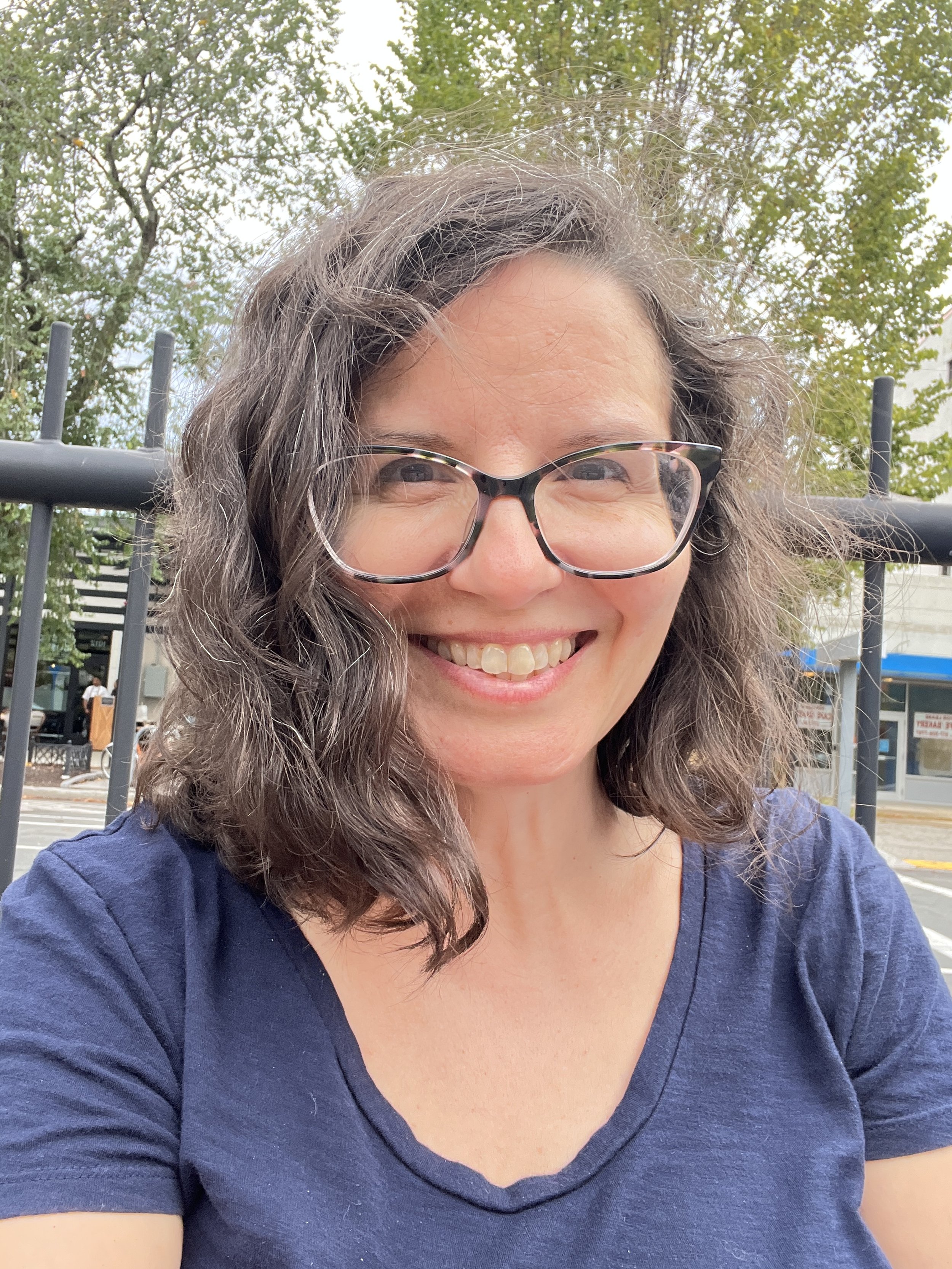 Headshot of Annie Dwyer