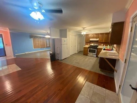 322 N 9th (75).jpg