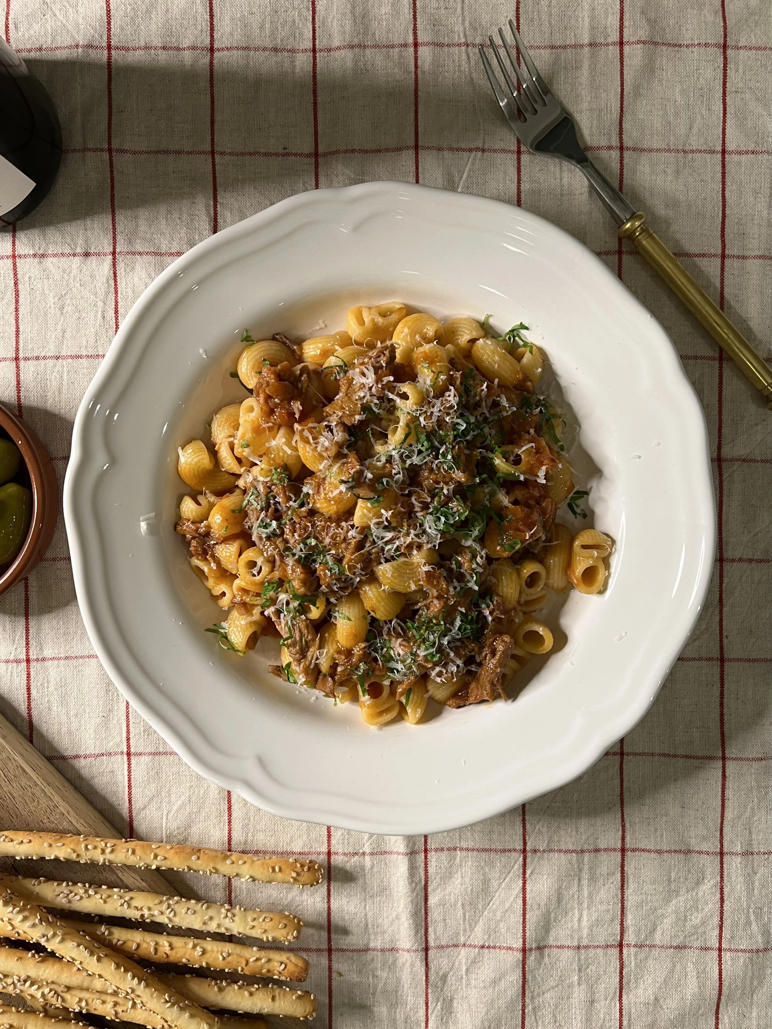 Pasta med andeconfit-ragu