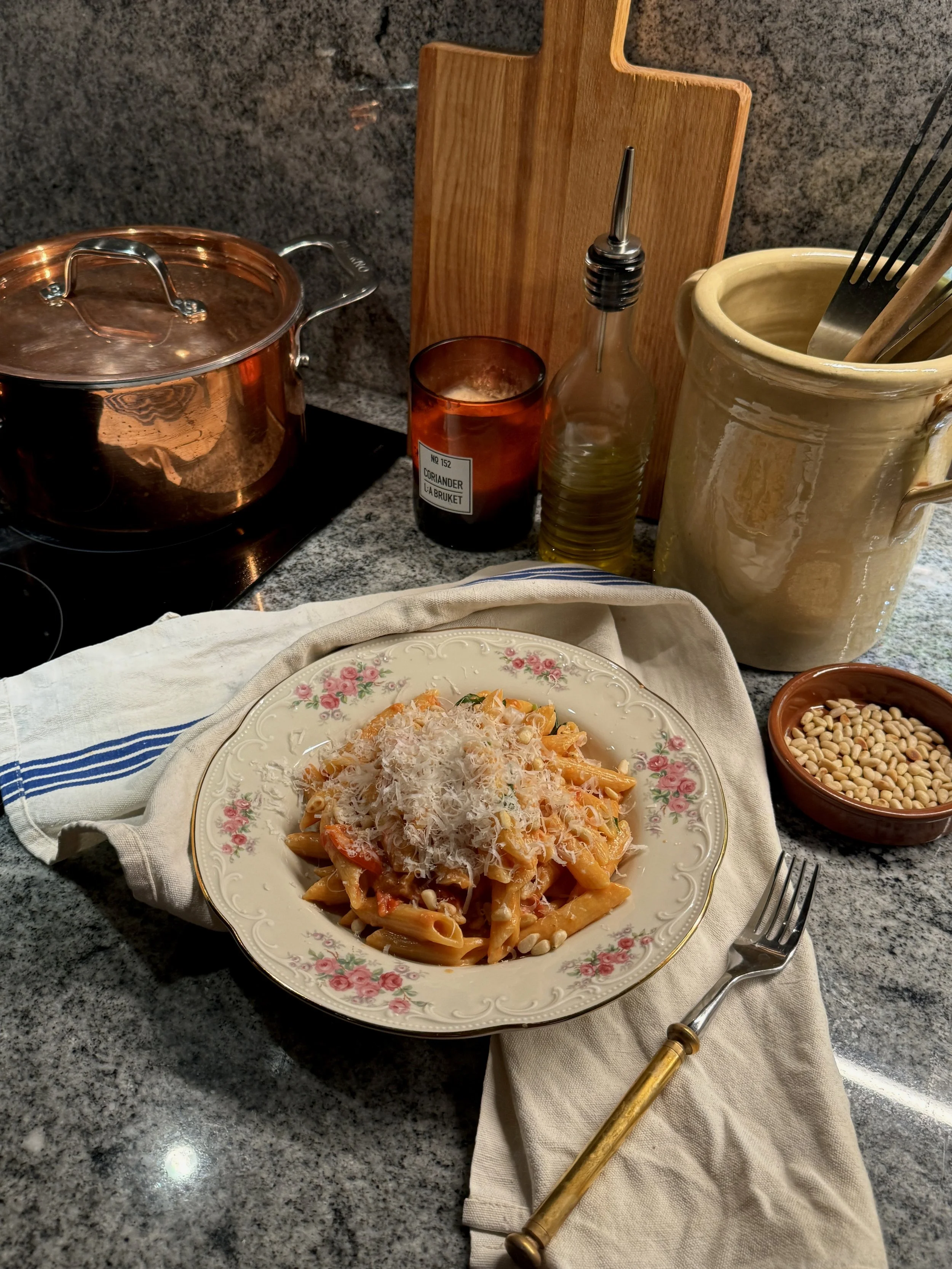 Pasta med kremet tomatsaus