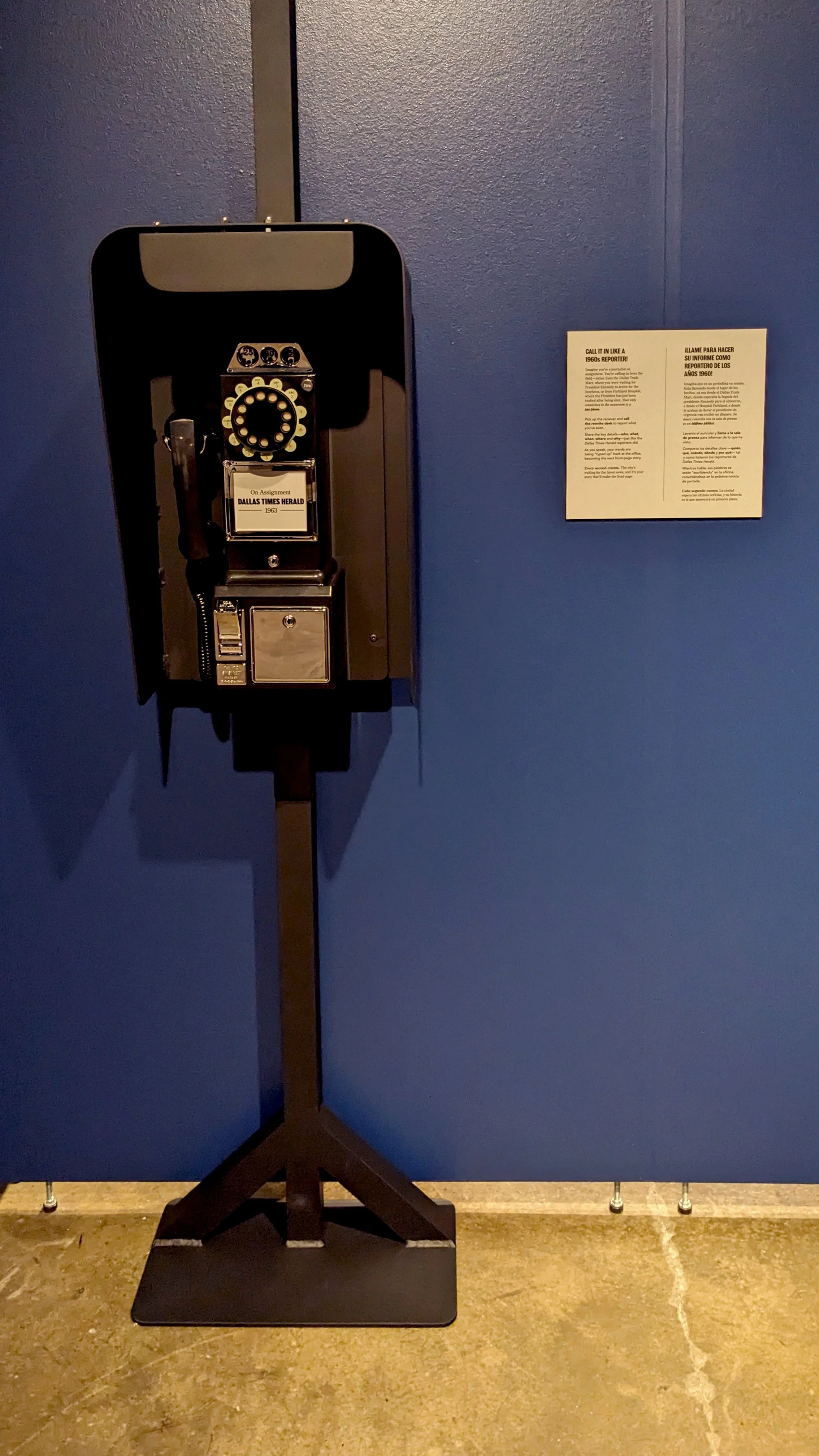 Interactive Payphone
