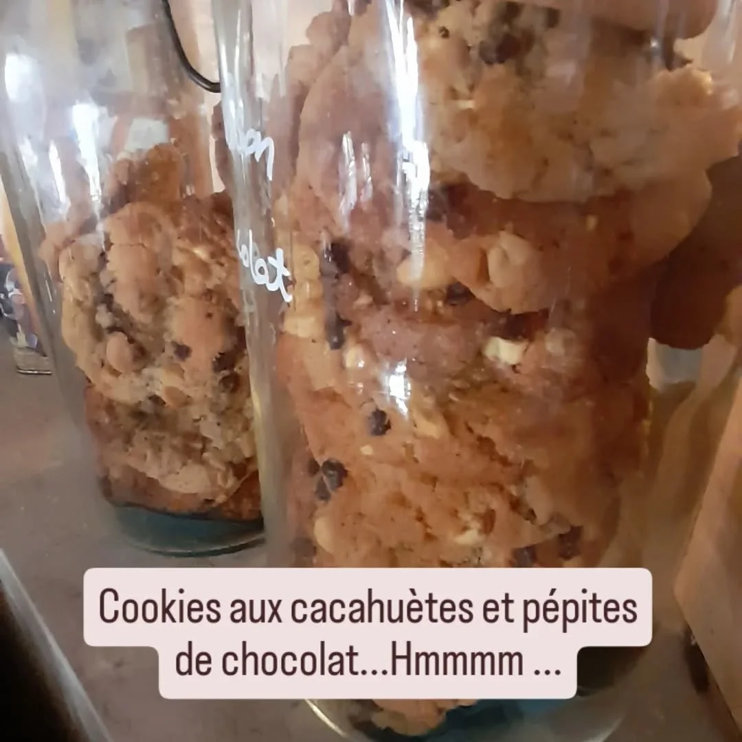 Merci &agrave; Clotilde et H&eacute;lios de @auberge_de_leau_blanche pour cette superbe recette ! Vous les retrouverez entre autre dans nos paniers repas !
#randonn&eacute;e #vercors #chatillonendiois #tussac #itinerance #bivouac #trek #dioistourisme