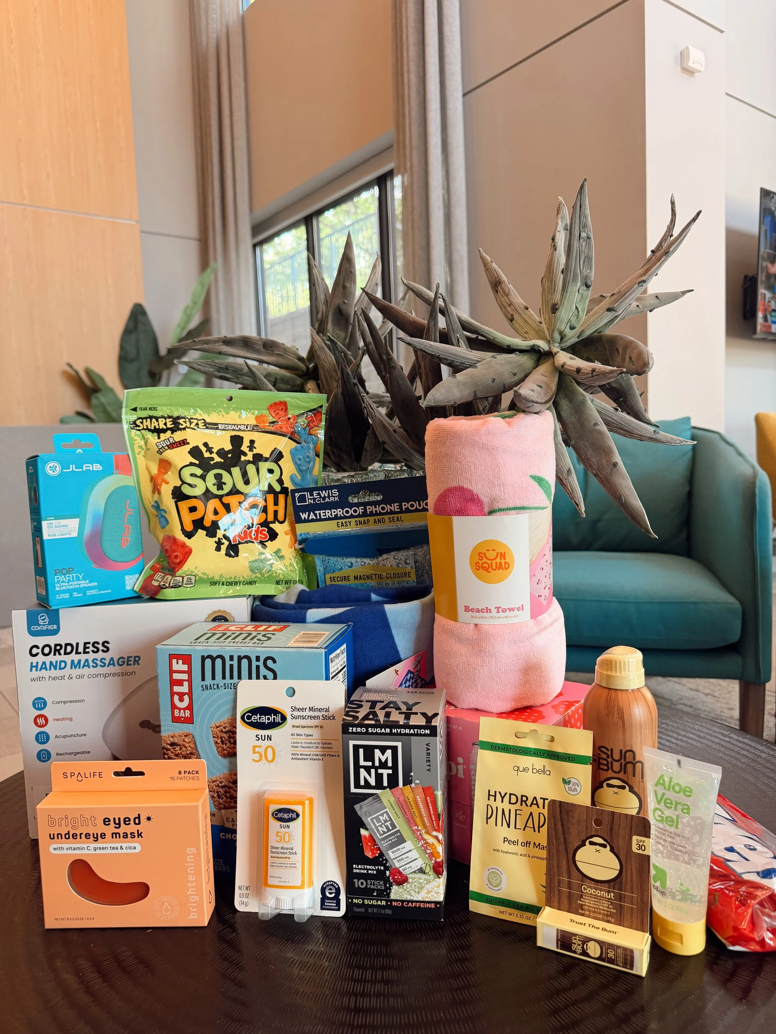 ☀️🌴 SUMMER ESSENTIALS GIVEAWAY! 🌴☀️

We&rsquo;re kicking off summer with the ultimate prize bundle packed with pool-day must-haves, self-care goodies, snacks, hydration essentials, and more! 😎🏖️🍍

✨ How to Enter:
1️⃣ Follow us
2️⃣ Like this post