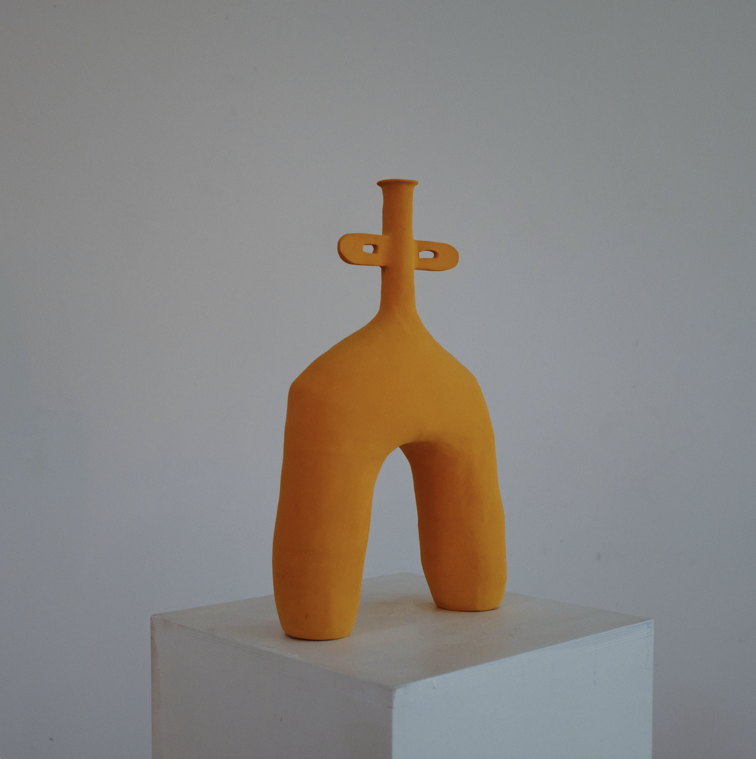 eyelet vase.jpg