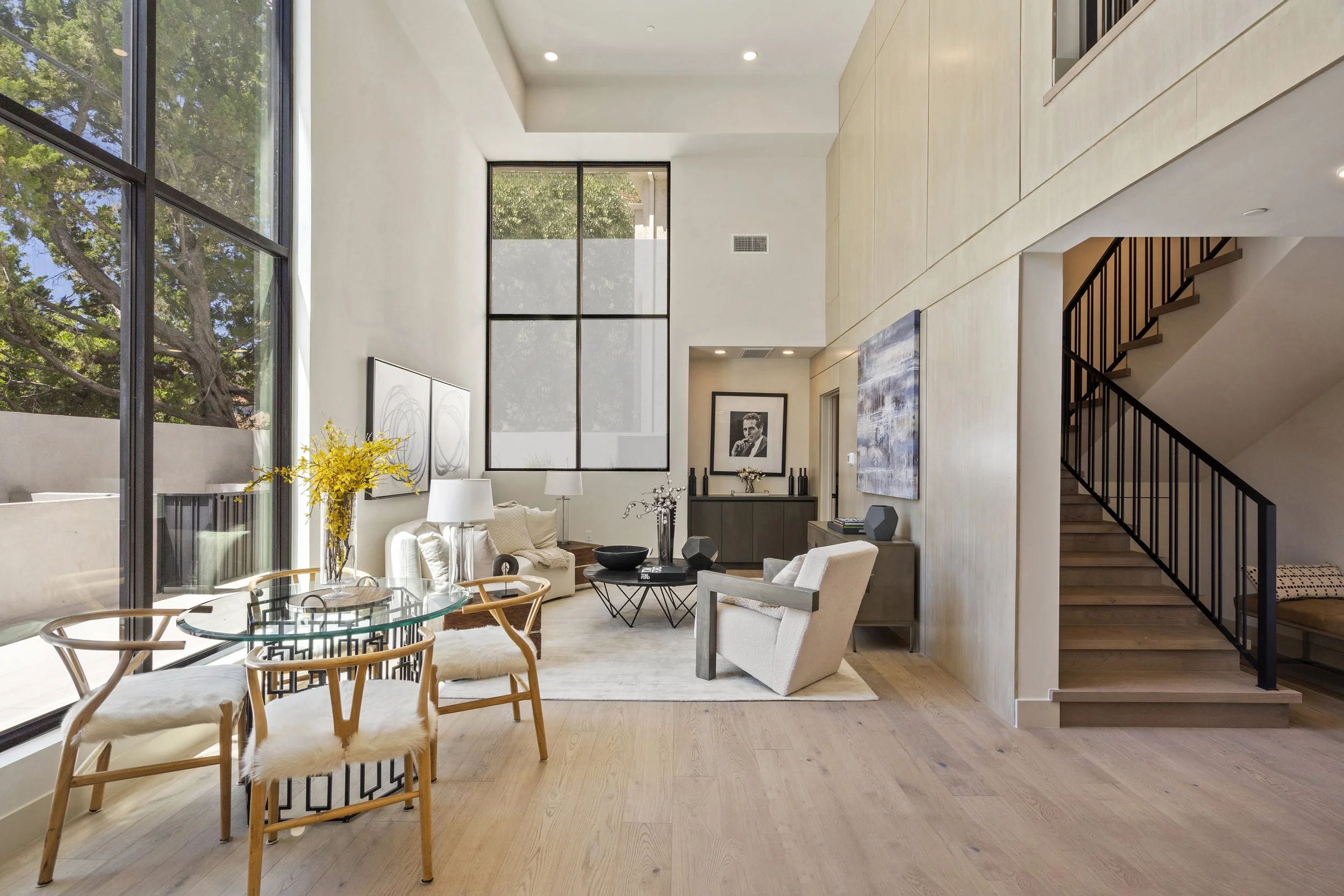 12302 Moorpark 8 5_PS.jpg