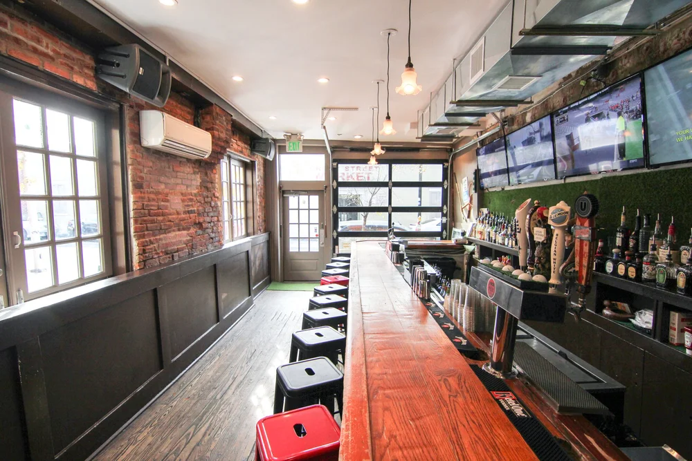 Bar photo 2