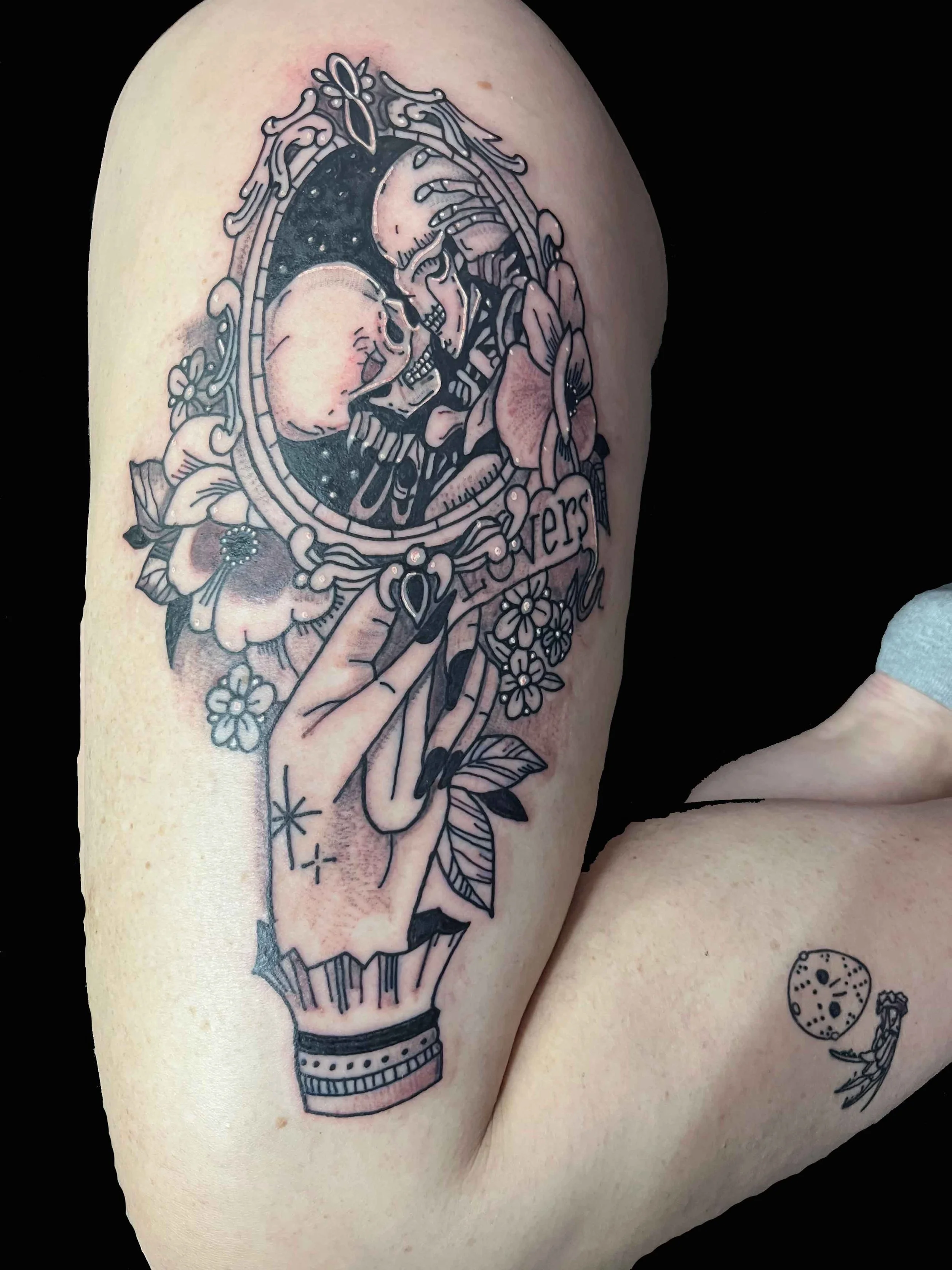 Skeleton-Lovers-20231109.jpg