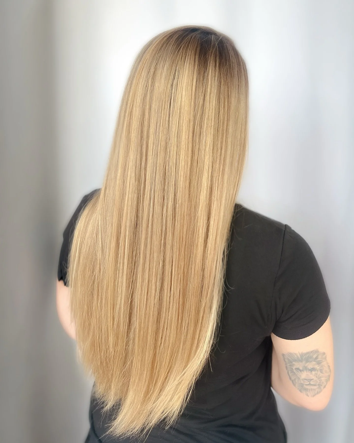 &ldquo;Overall lived-in color&rdquo; is perfect for those seeking more than just a brighter look&mdash;it&rsquo;s about customizing your color to achieve your personal hair goals. Whether you&rsquo;re dreaming of subtle highlights or a bold transform
