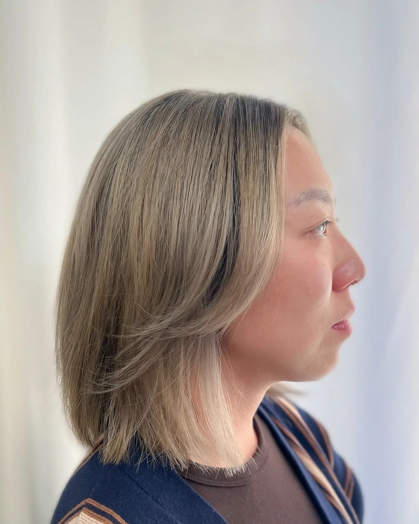 Dreaming of a bold change without harsh grow‑out? 
My &ldquo;overall lived‑in color&rdquo; gives you a fresh look with soft, blended roots. 
Book your appointment.

#livedincolor #sandiegohairstylist #sandiegosalon