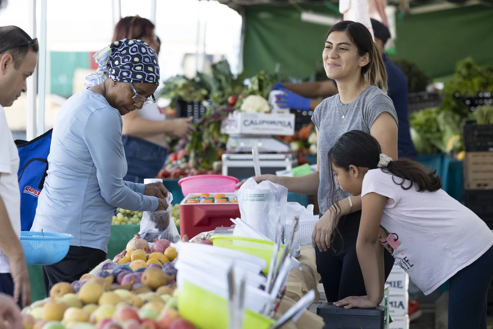 Crenshaw Farmers' Market photo 2