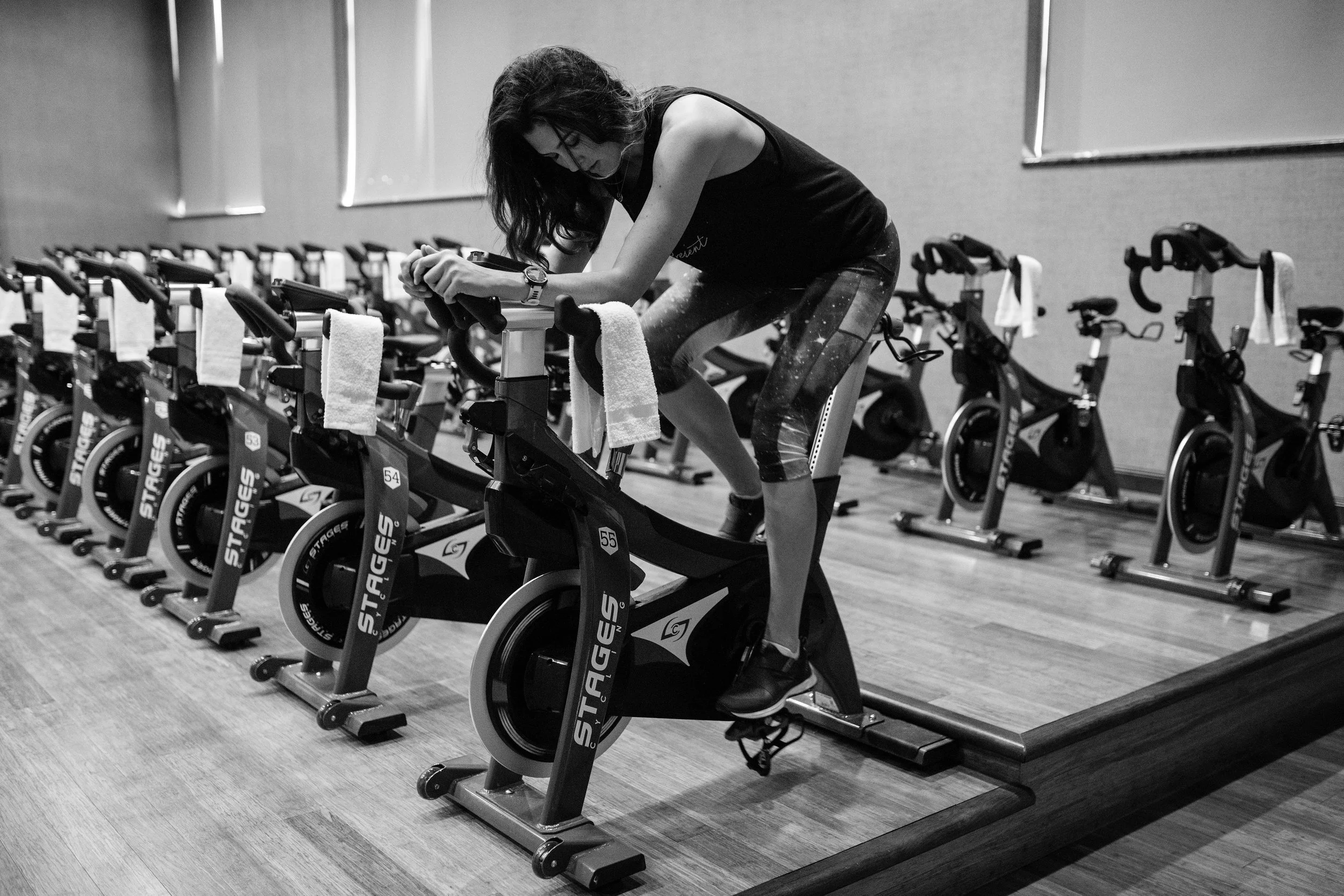 Active adult feeling unsure about returning to workouts after injury, dealing with recurring discomfort