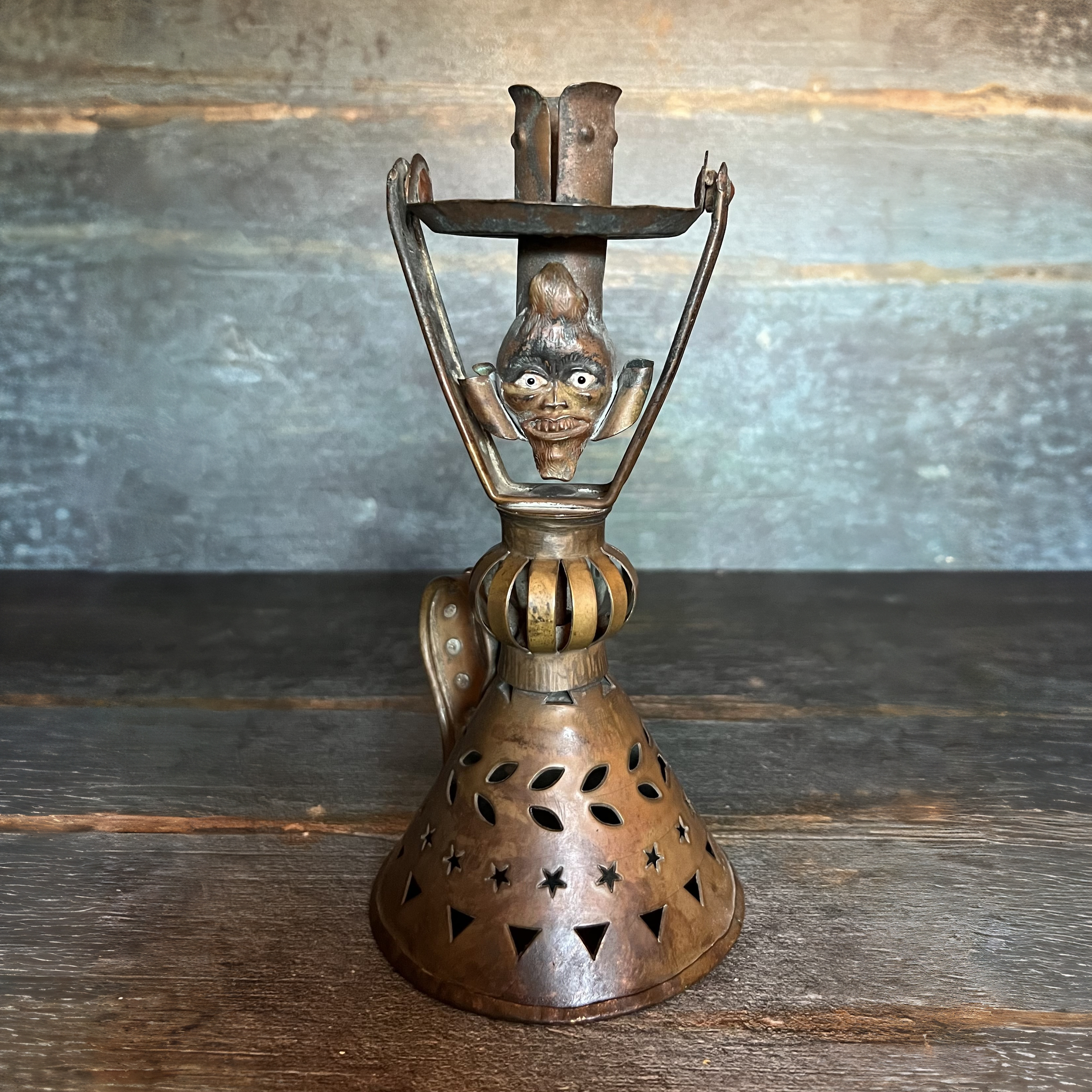 1_candle holder.png