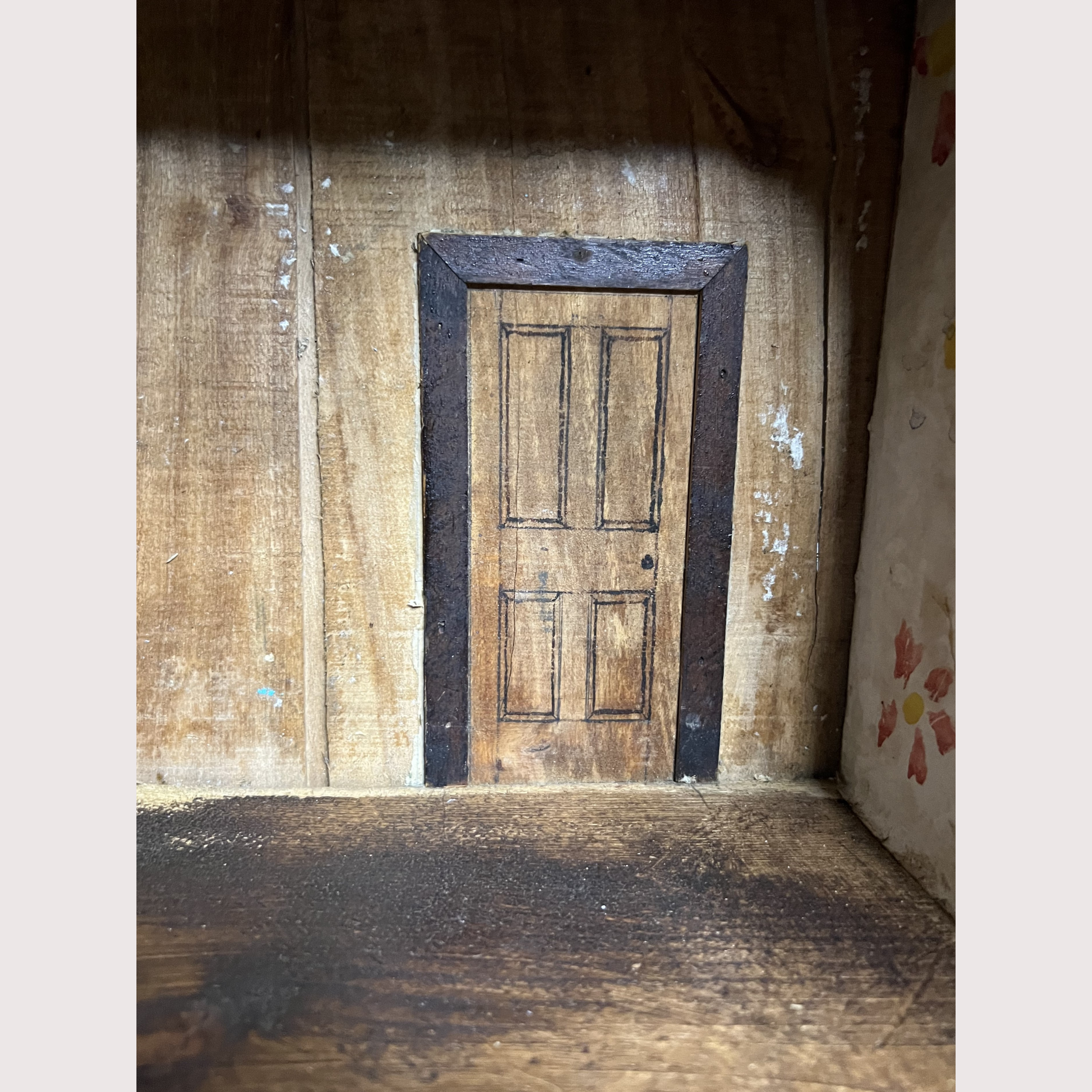 14_DOLLS HOUSE.png