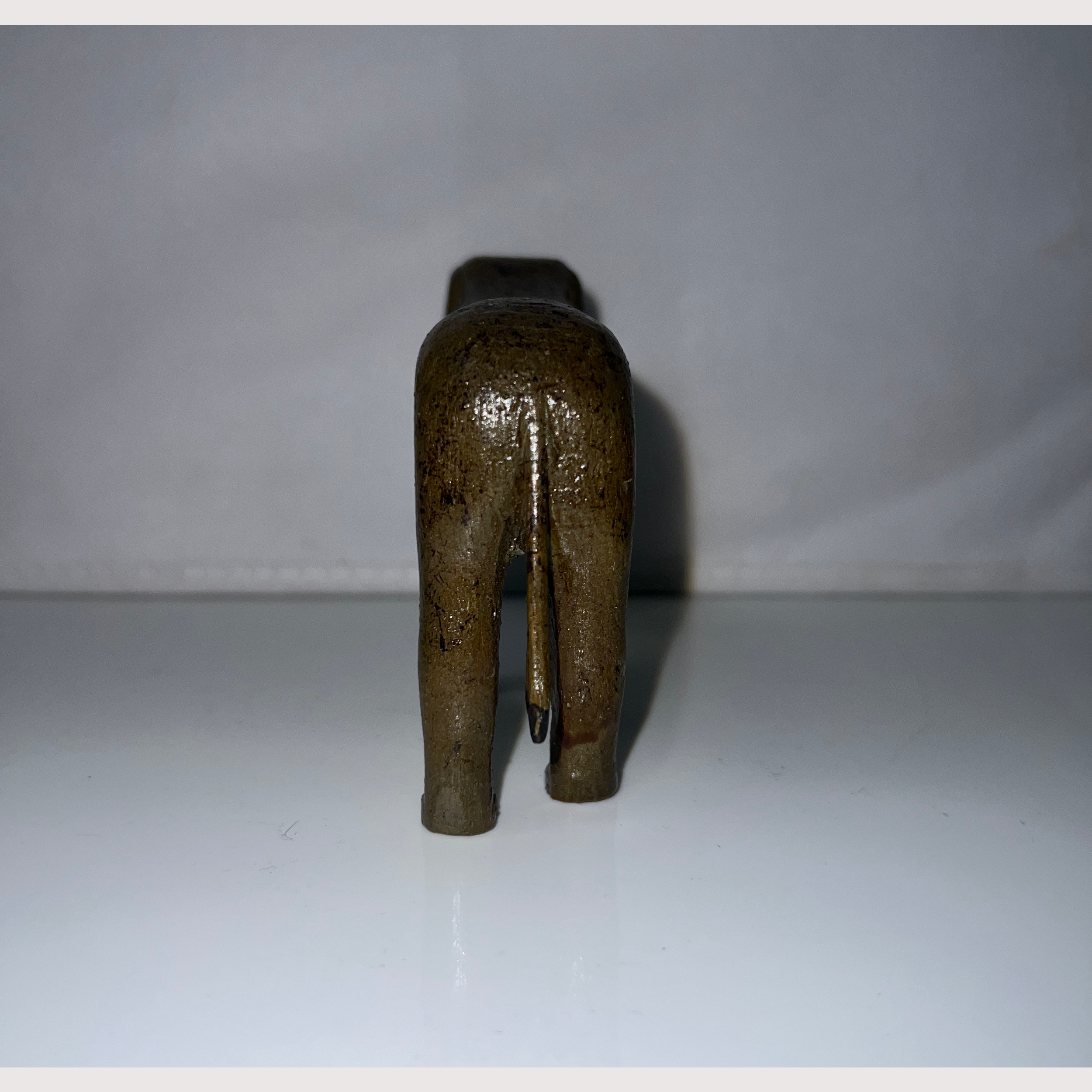 5_WEBSITE_ELEPHANT.png