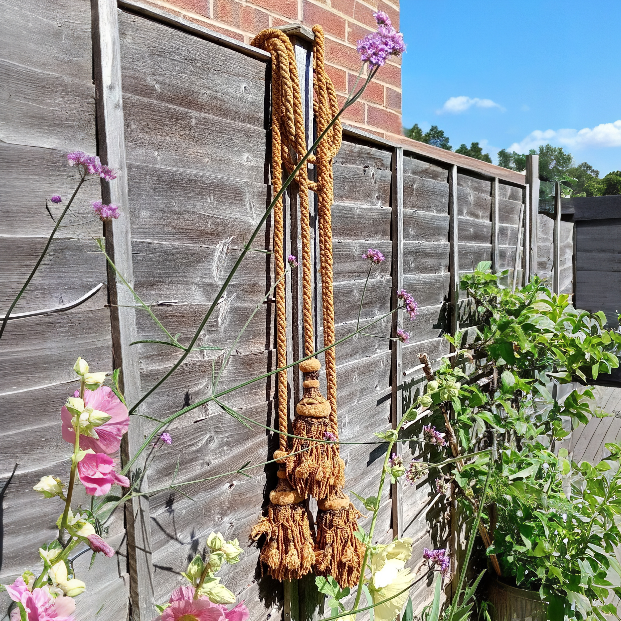 2_WEBSITE_CHURCH TASSLE.png