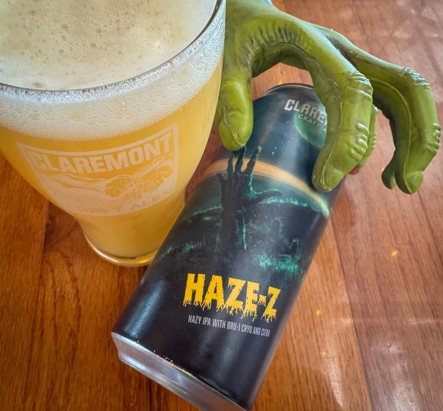 It&rsquo;s a clear and sunny day here but we&rsquo;re craving that haze! 🧟&zwj;♂️

&lsquo;Haze-Z&rsquo; (Hazy IPA) is now available!! @birrieriaguanatos will be serving all day. Come and get it!!