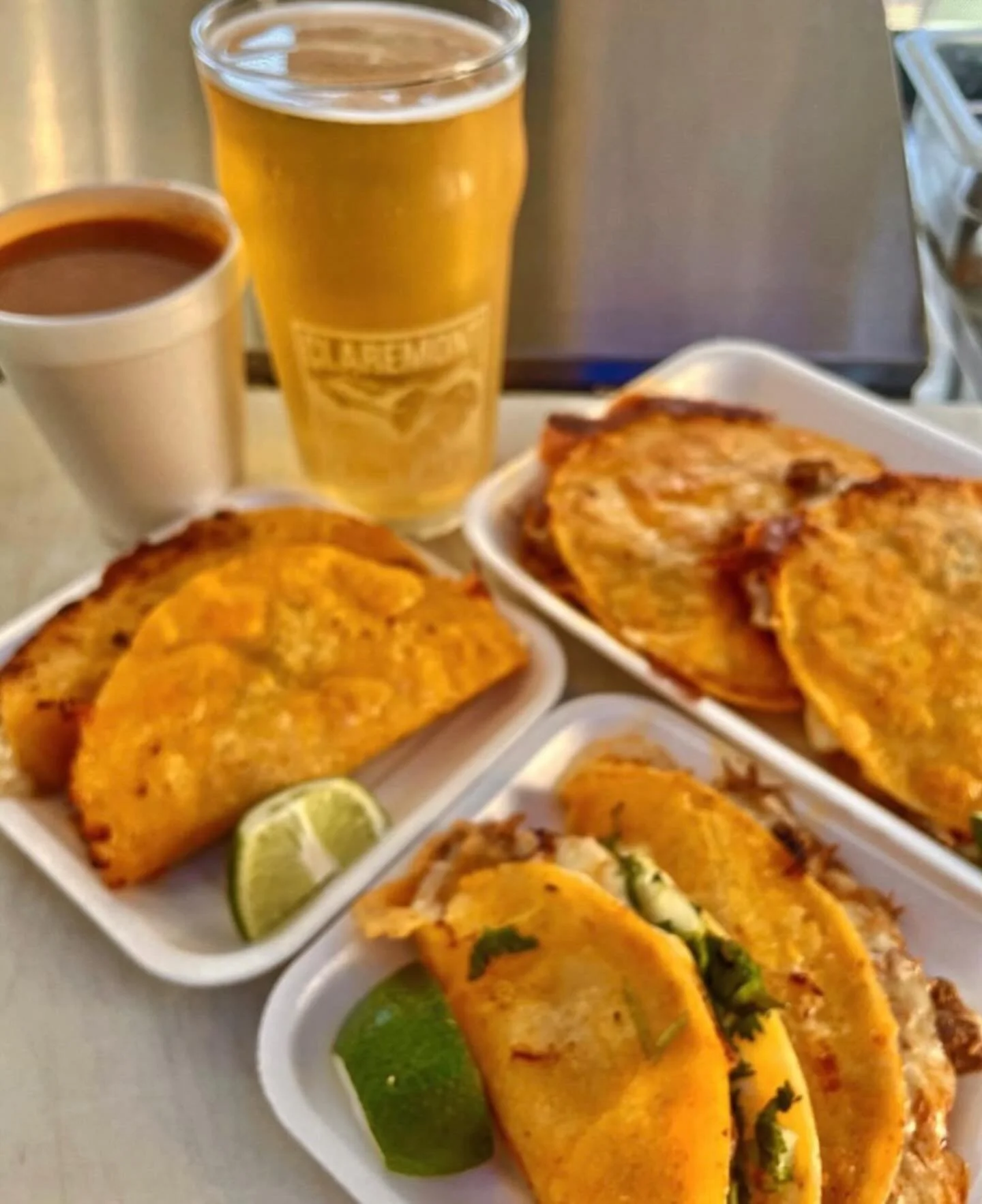 Tacos and brews on this fabulous Saturday! Come join us.

We&rsquo;re open from 1pm-10pm. @birrieriaguanatos will be here. See you here! 
🌮🍻

#claremontcraftales #cca #calremontbeer