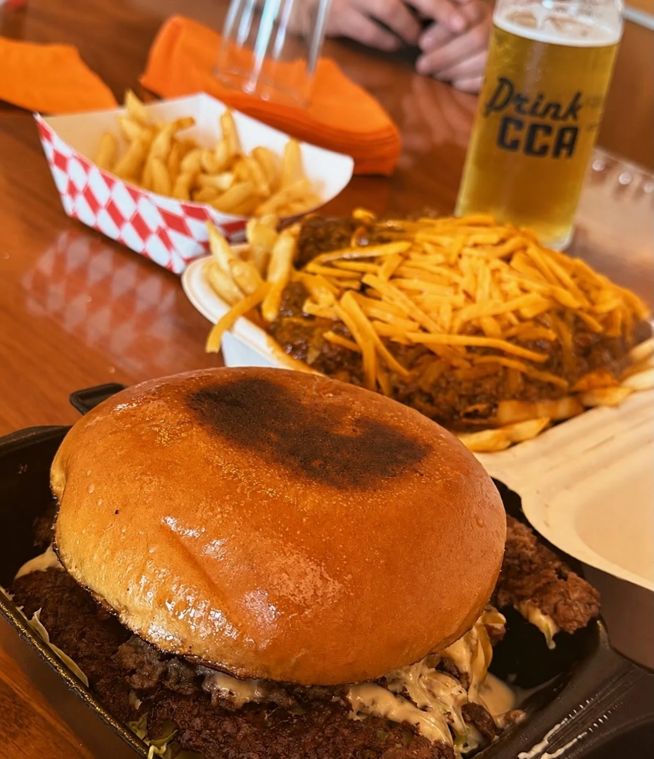 Burgers &amp; beer! Let&rsquo;s go! 🍔🍺 

We&rsquo;re open from 1pm-10pm. @theburgergame will be here all day. Cheers! 🍻

#claremontcraftales #cca #claremontbeer
