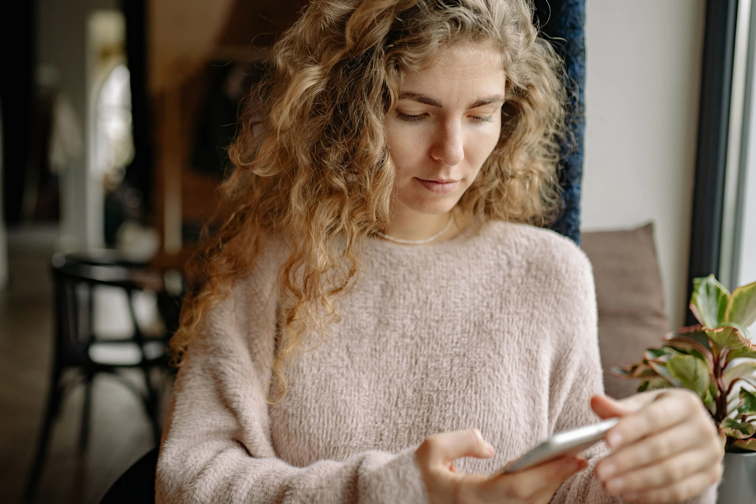 The Comparison Trap: Learning to Stop Measuring Your Life Against Others