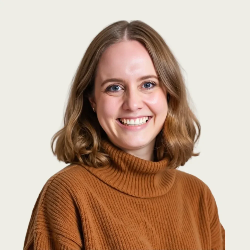 Elspeth Hudson, Registered Psychotherapist at A Welcoming Home Psychotherapy in Toronto, Ontario.