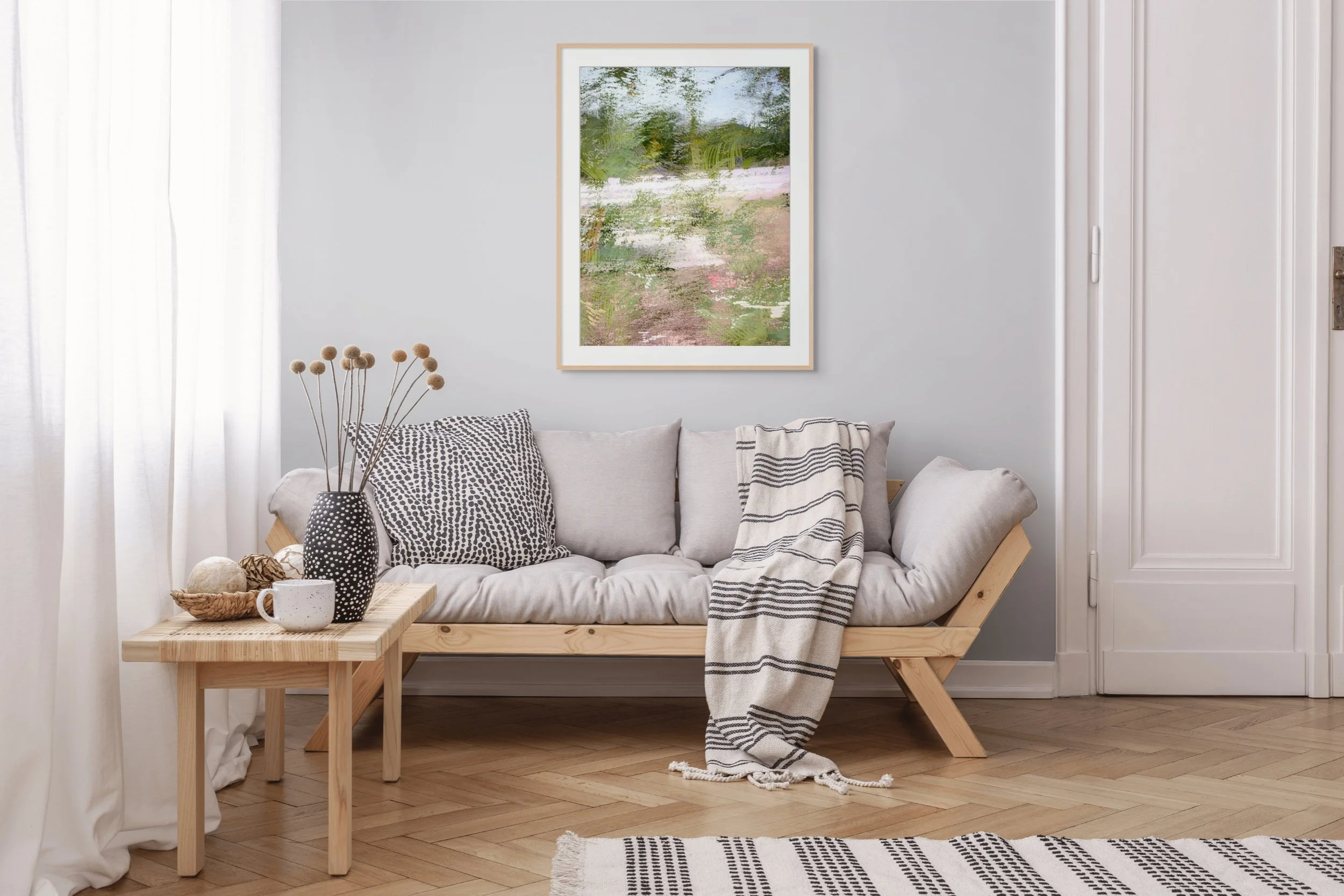 lounge - large picture-full.jpg