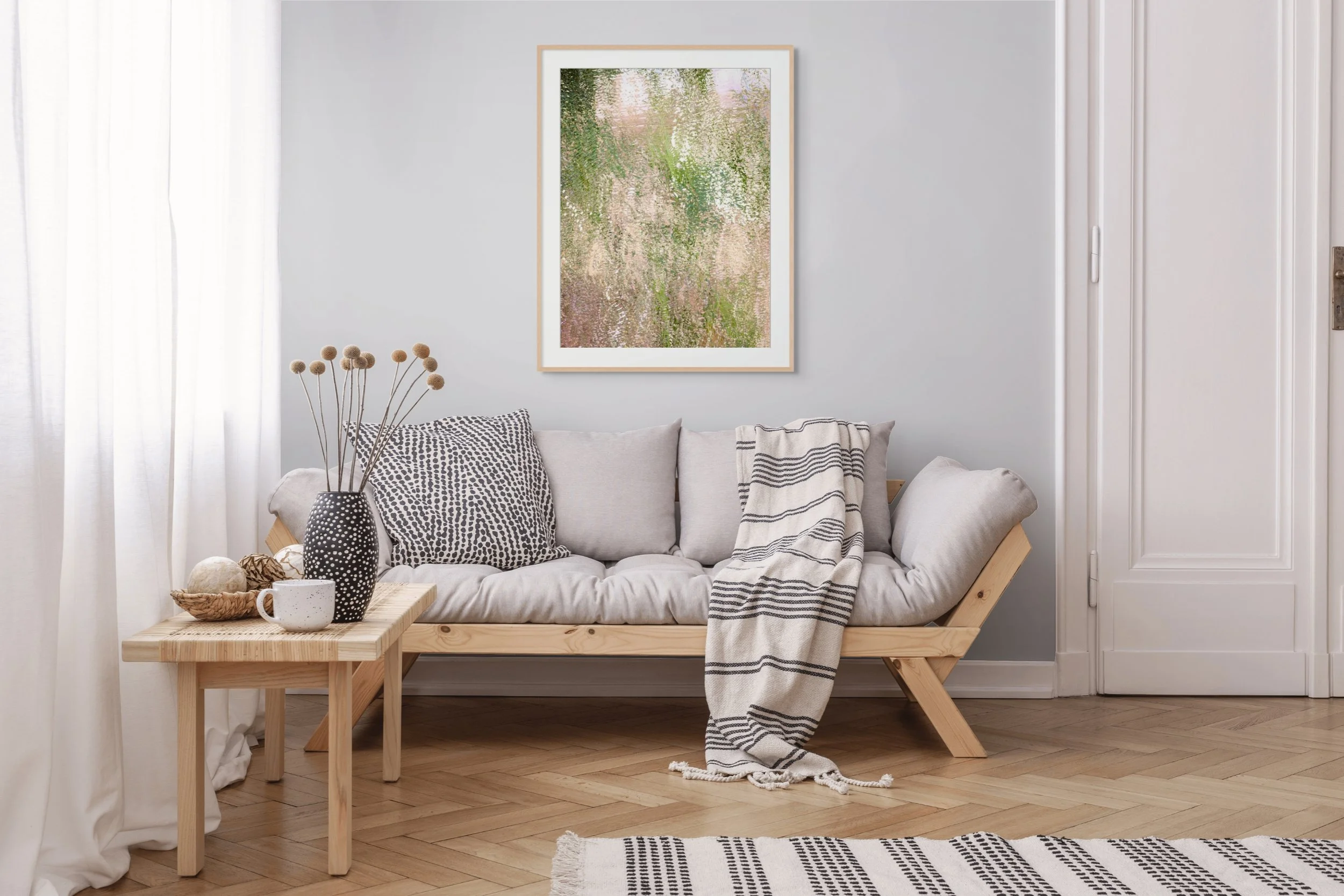 lounge - large picture-full.jpg