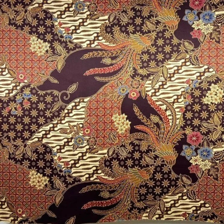 💥PRE-ORDER.  Luxurious Kain Batik Fabric - Premium Silk Red Heart Fabric with Phoenix Motif