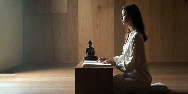 Addiction Recovery Through a Buddhist Lens: What Actually Changes Inside You