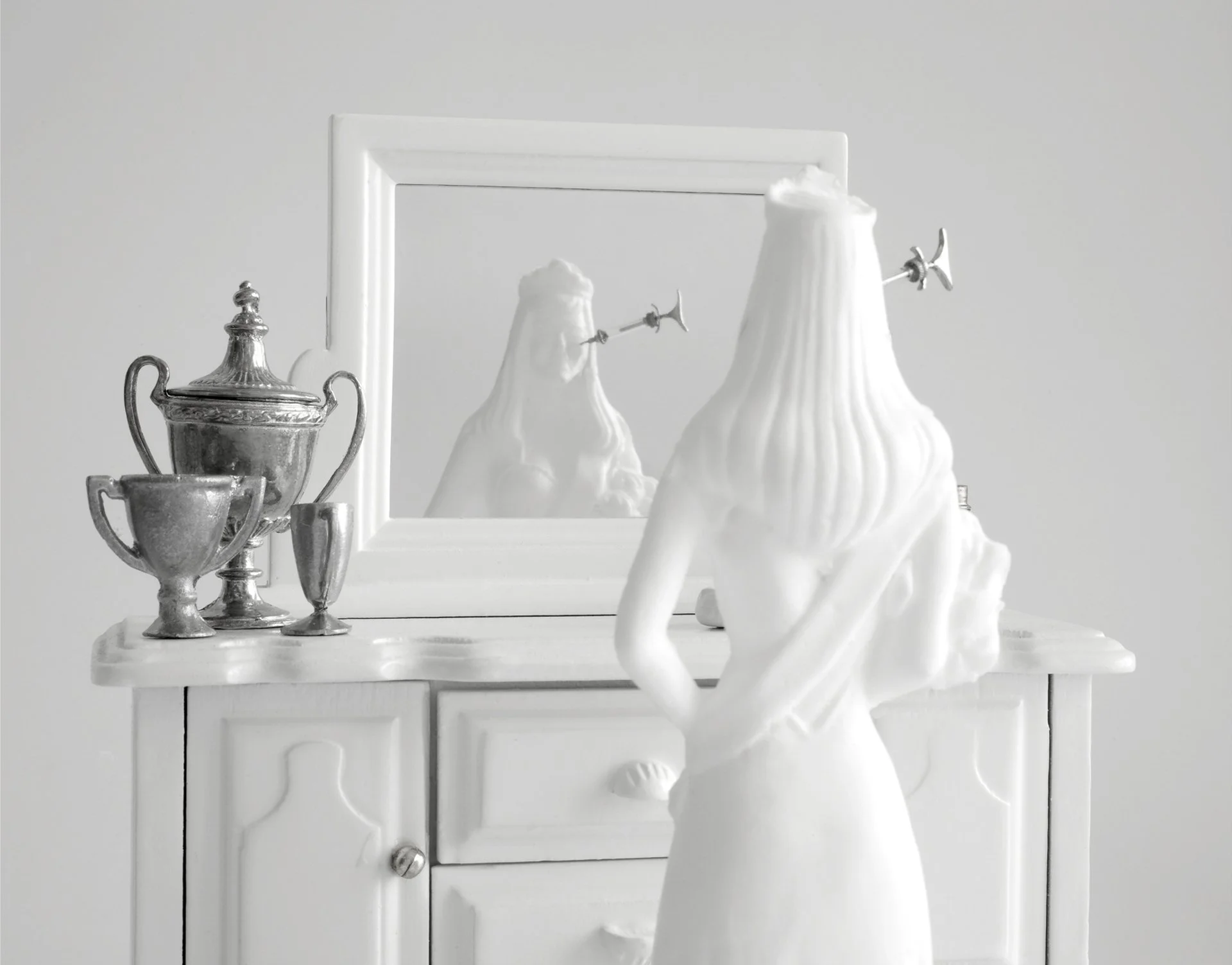 RACHEL LEE HOVNANIAN