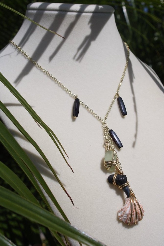 Beachy Wire Wrap Necklace