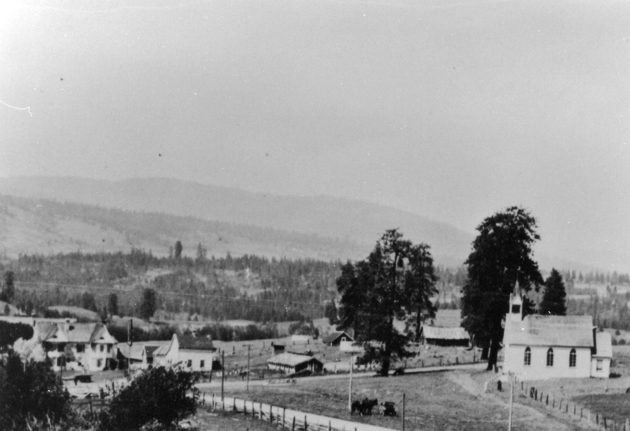 Picture of ranch landscape with buildings