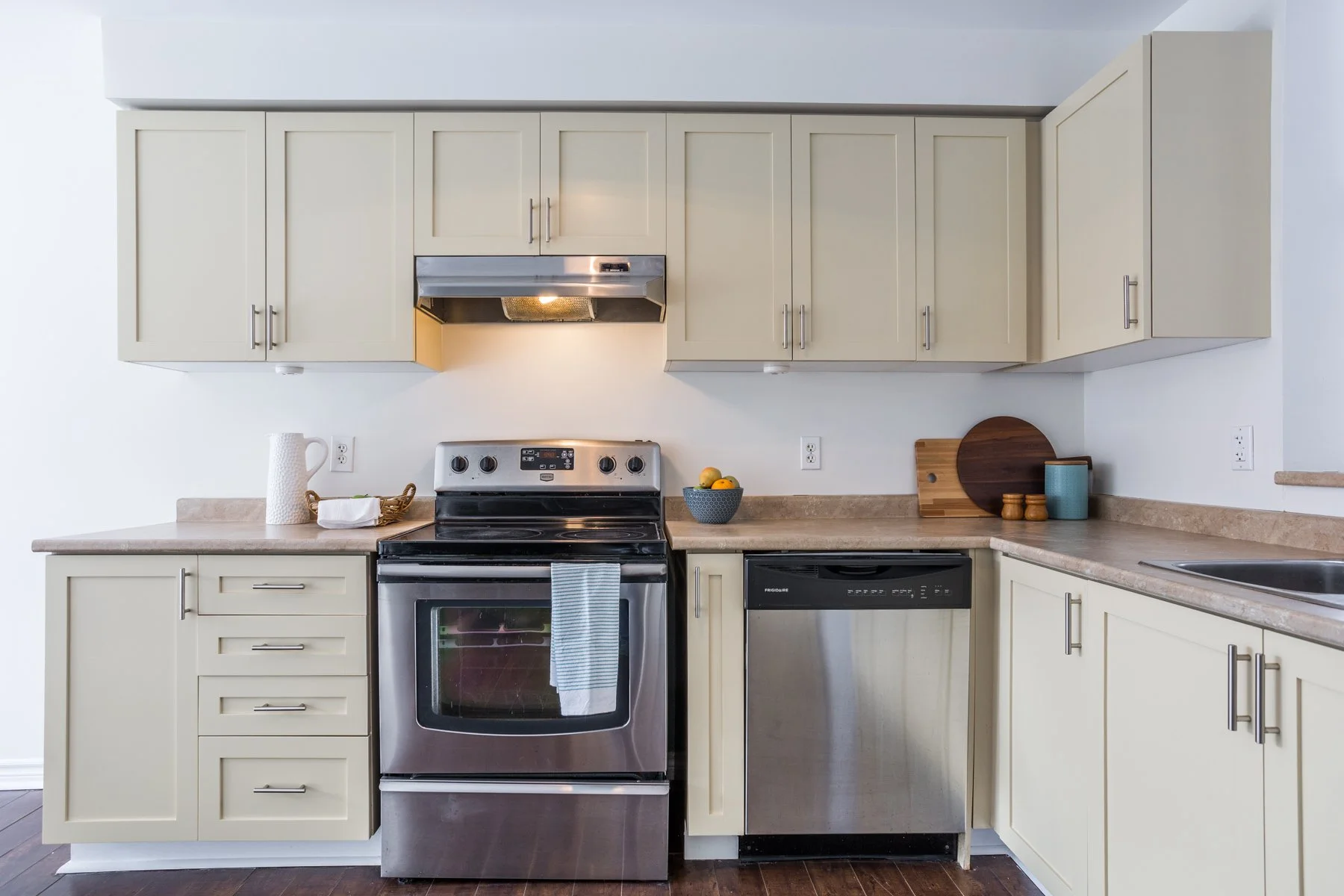 007-201 Cowling Heights -09.jpg