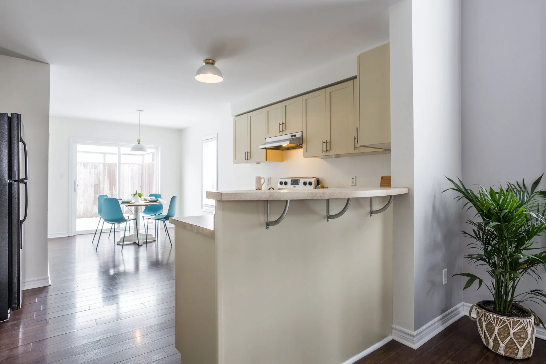 005-201 Cowling Heights -07.jpg