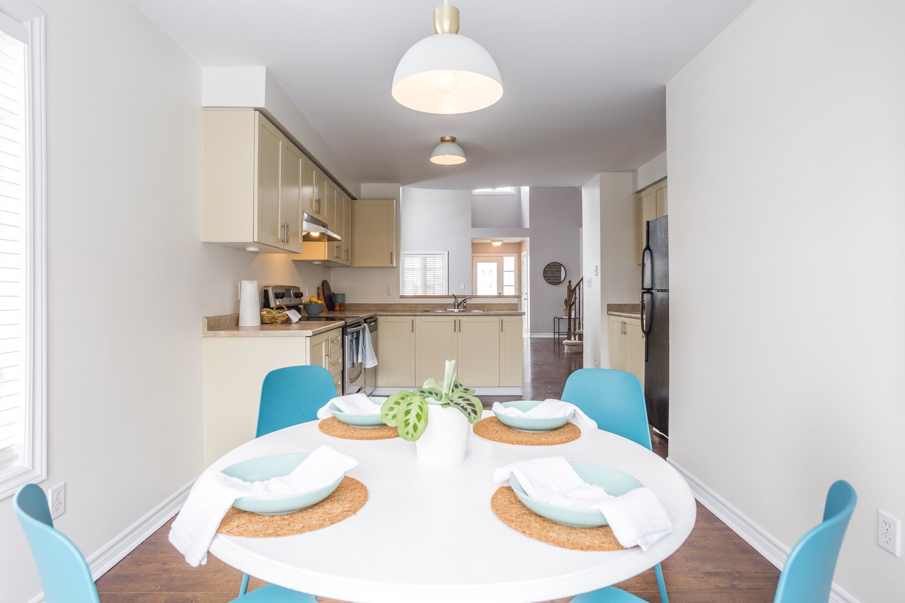 012-201 Cowling Heights -14.jpg