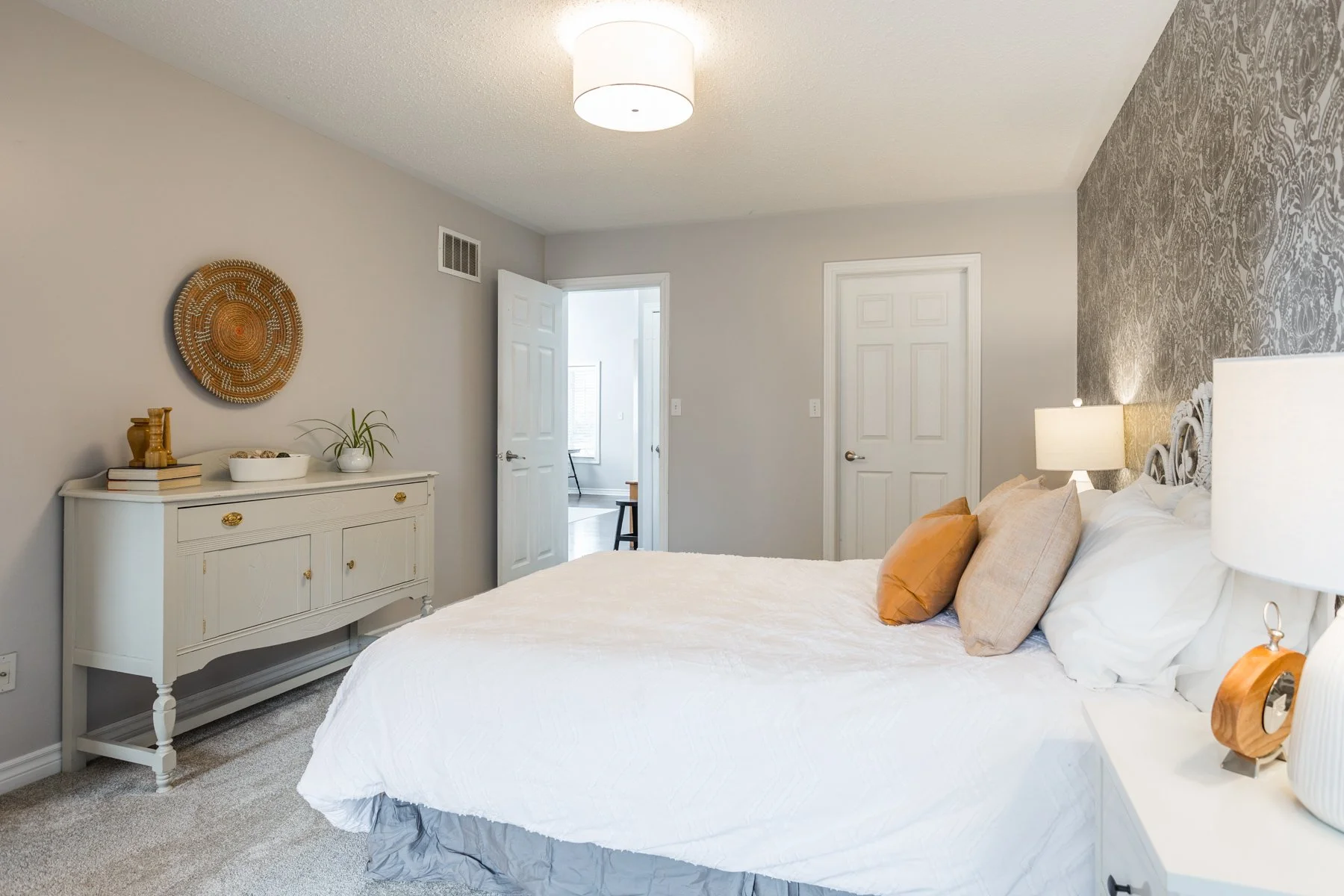 017-201 Cowling Heights -19.jpg