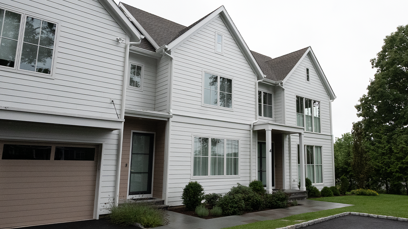 4 baker ave wesrport