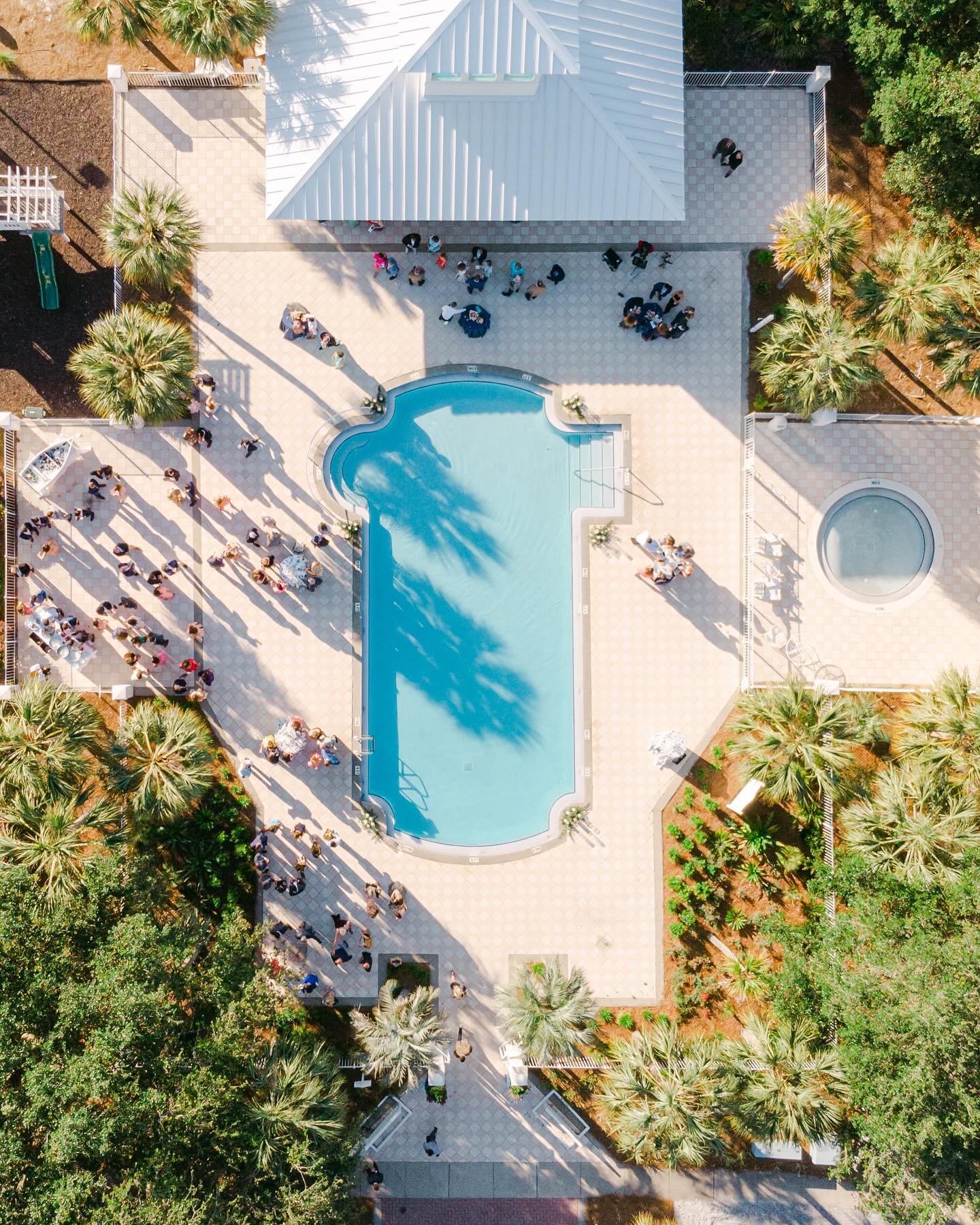 Experience your wedding from unique perspectives with breathtaking aerial views! 🚁 
A special thanks to @jessiebarksdalephotography for capturing the magic from every angle.

#weddingplanning #weddingplanner #droneshot #weddingdrone #weddingdronepho